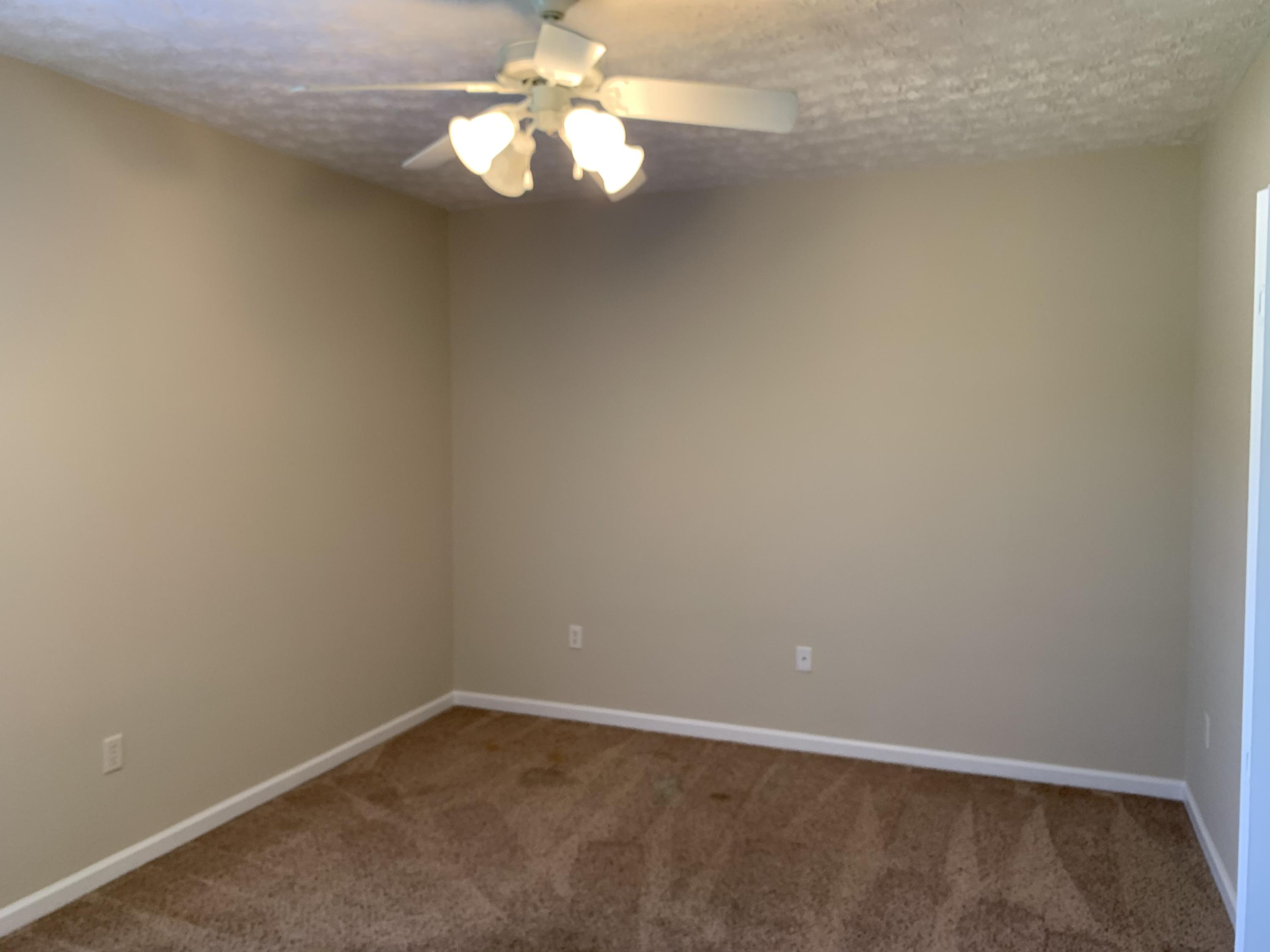 BRANDON OAKS 2ND ADD - Residential Lease