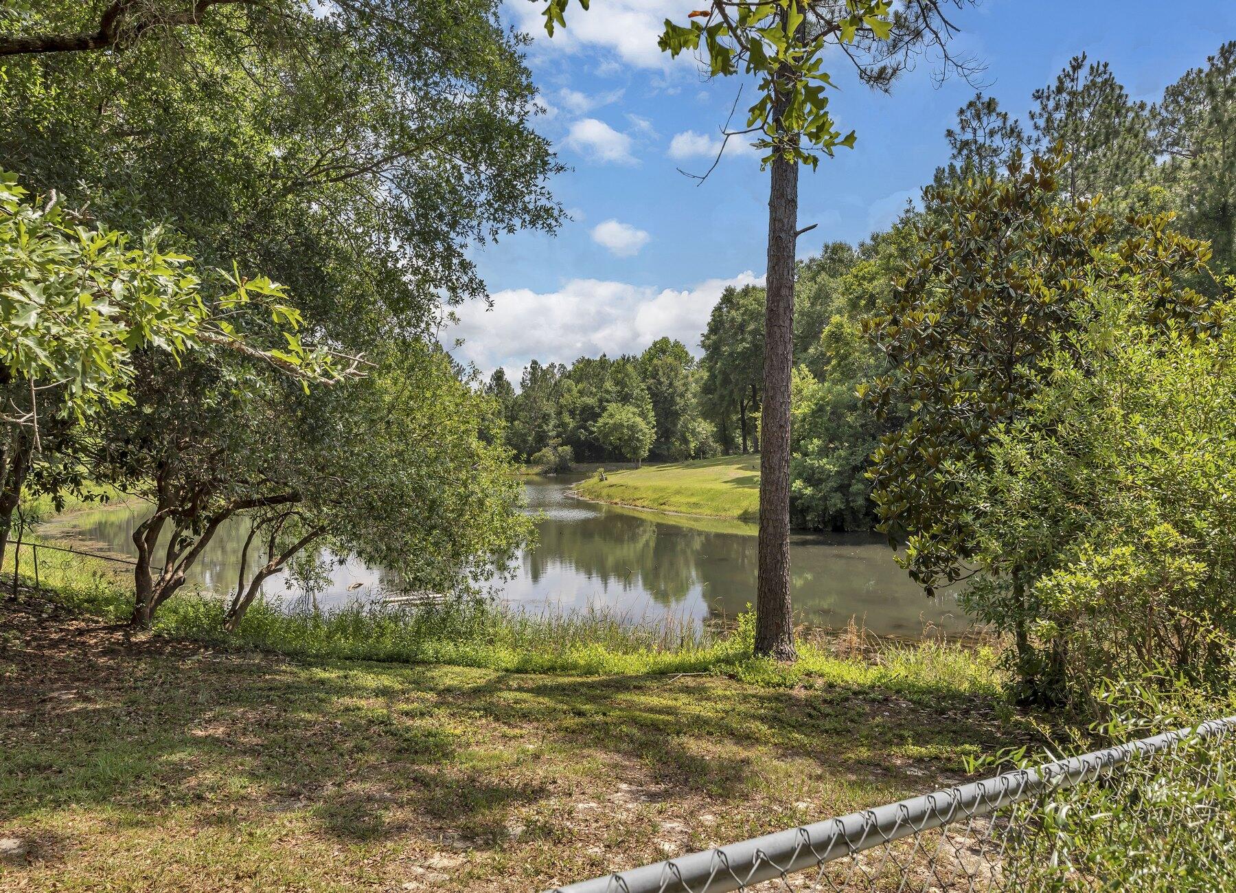 KENNEDY LAKES 1ST ADDN - Residential Lease
