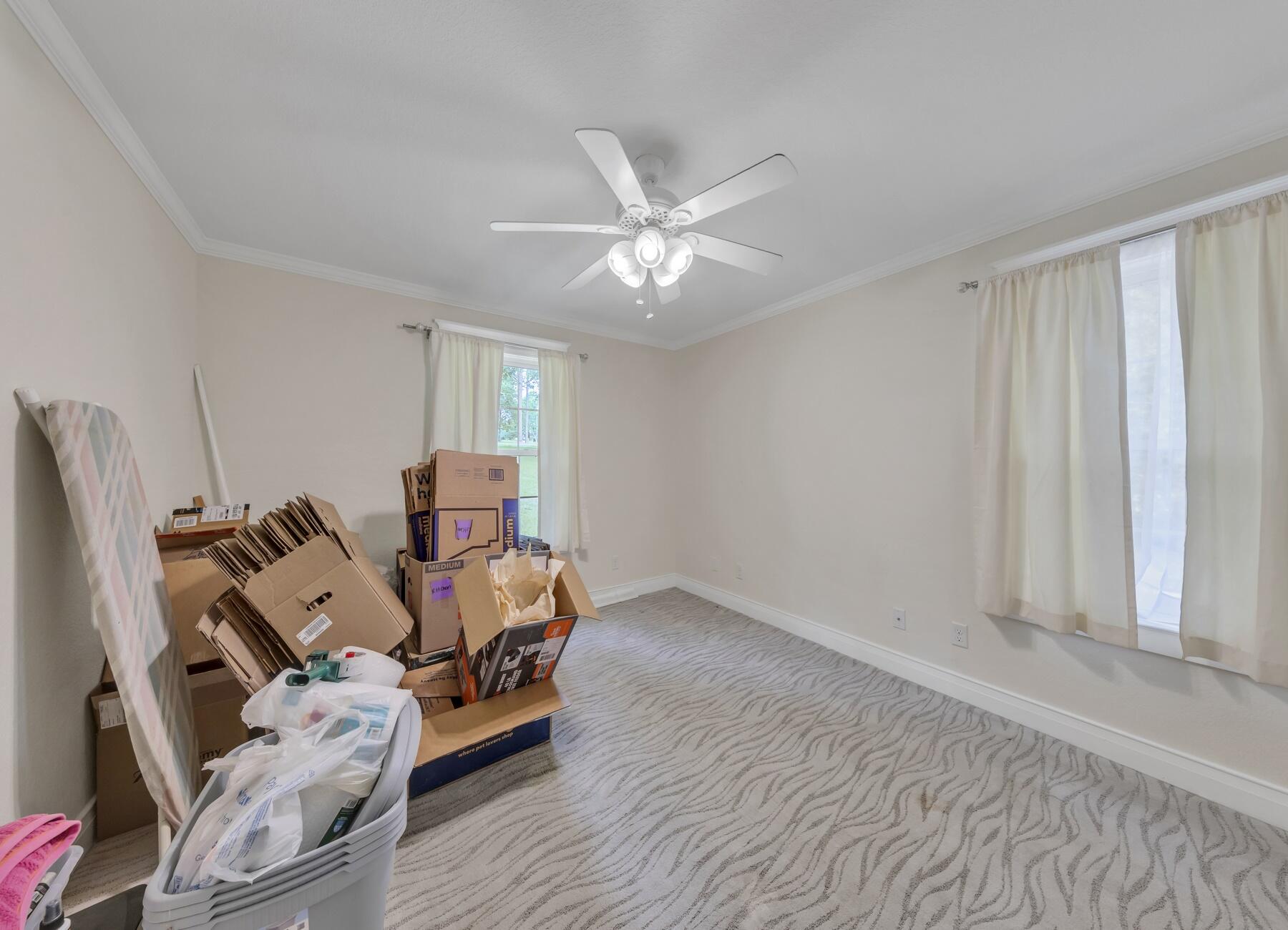 KENNEDY LAKES 1ST ADDN - Residential Lease