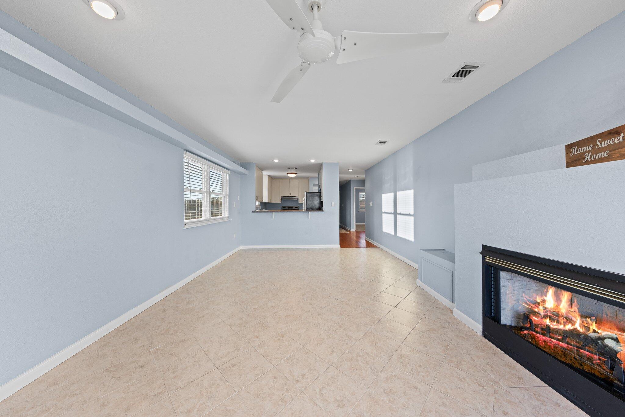 CHANNEL MARKER II - Residential Lease
