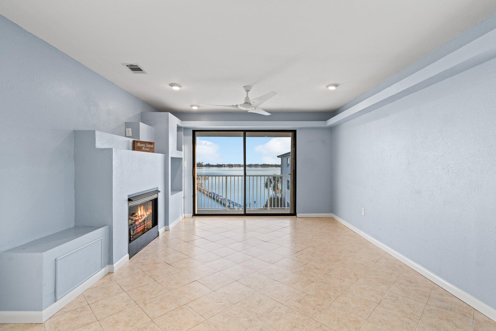 CHANNEL MARKER II - Residential Lease