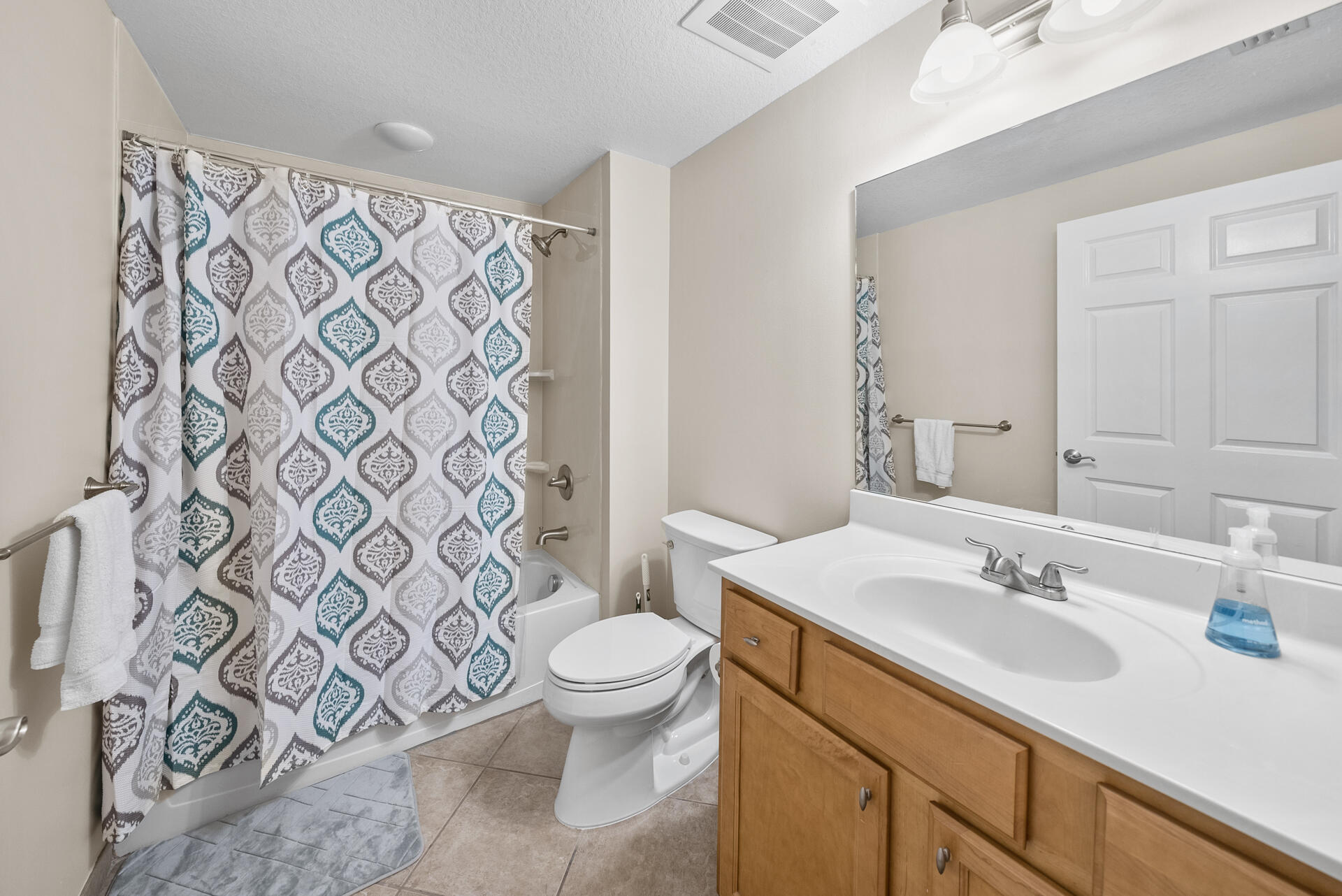 Magnolia Bay Club - Residential