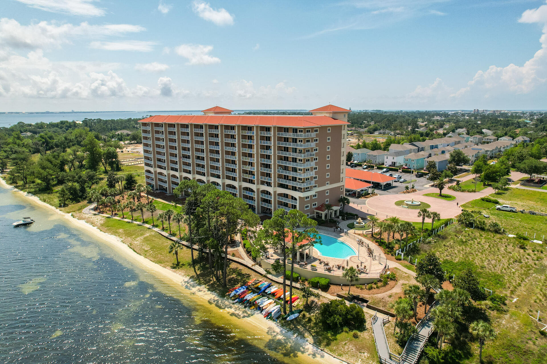 Magnolia Bay Club - Residential