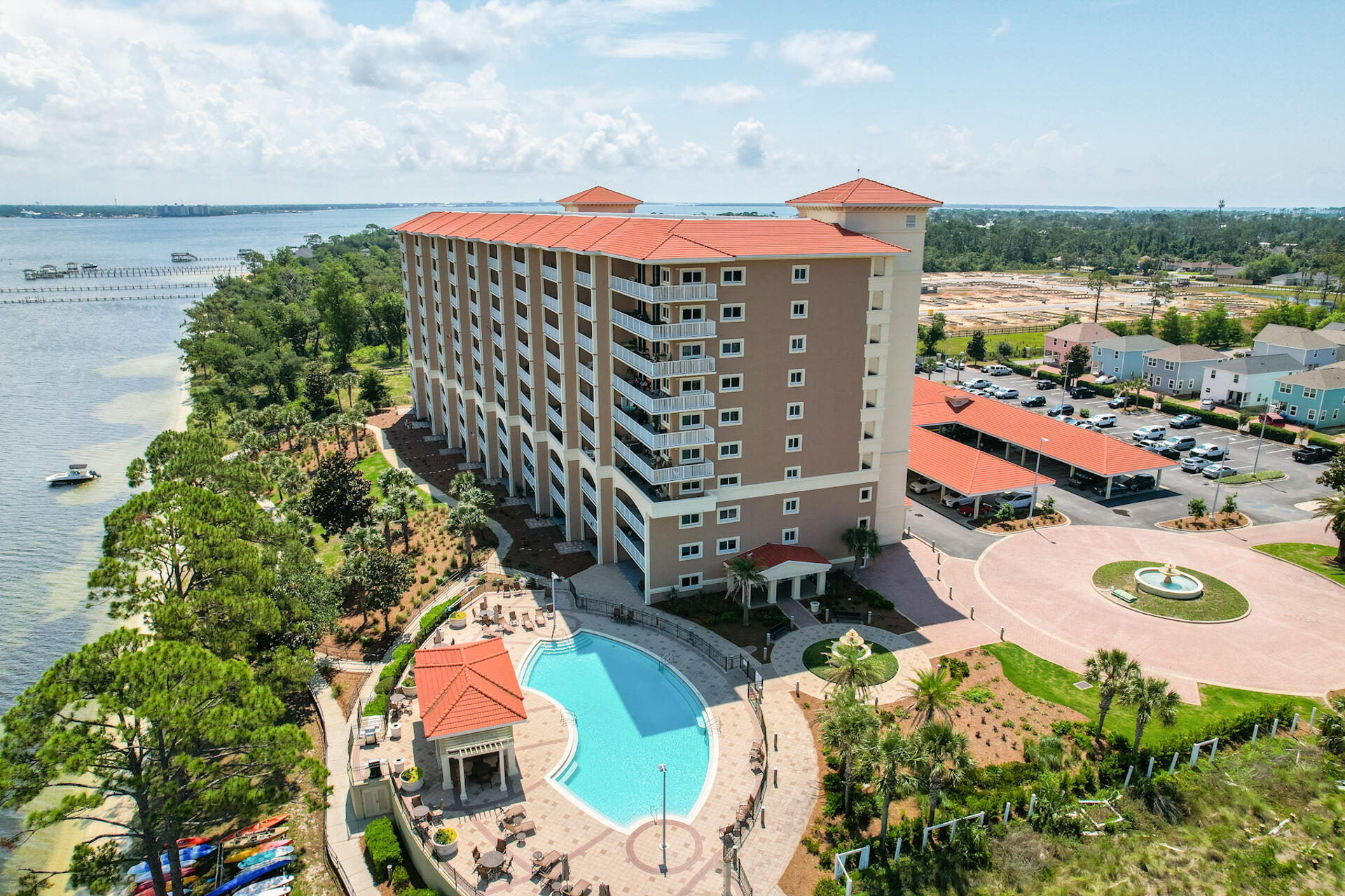 Magnolia Bay Club - Residential