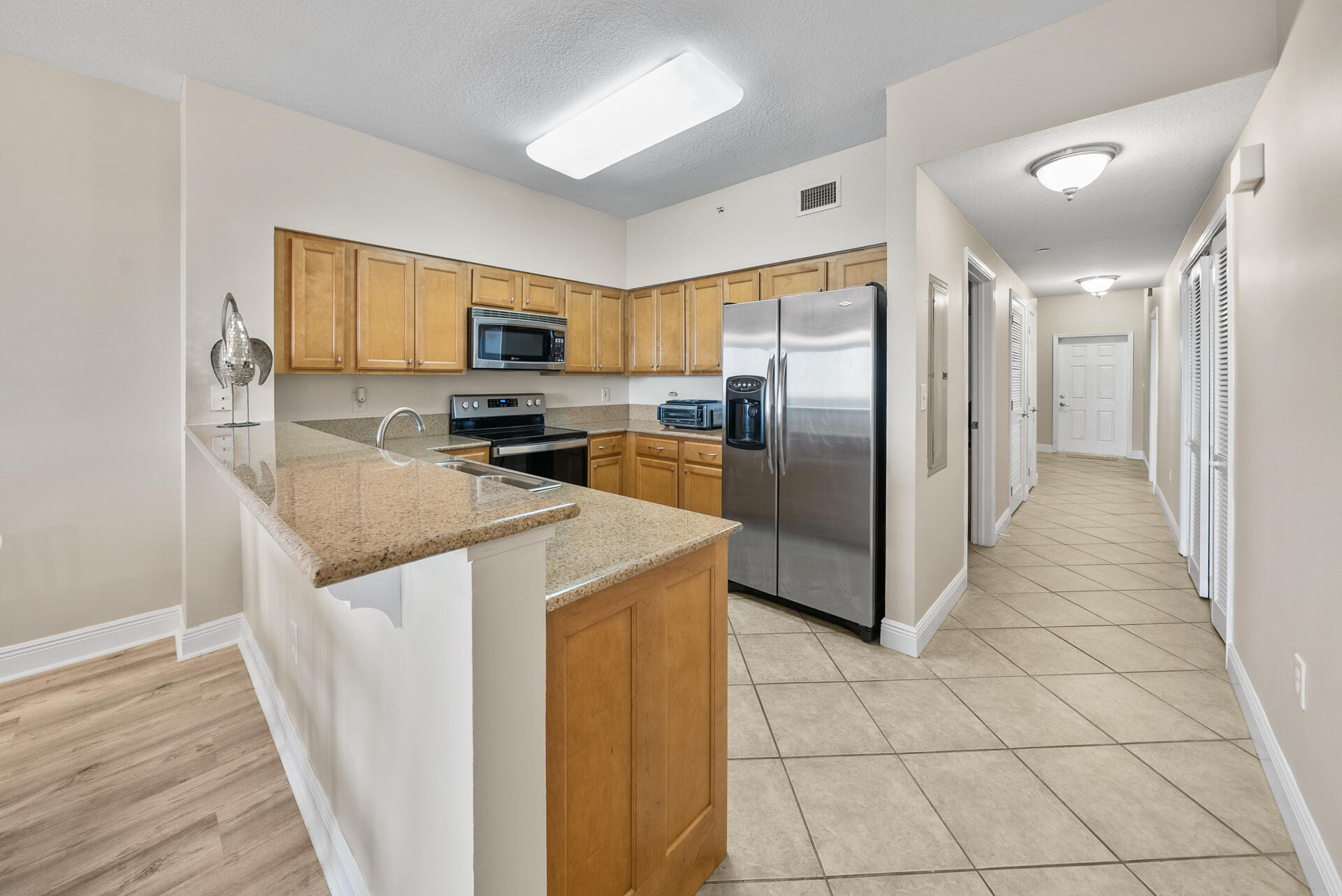 Magnolia Bay Club - Residential