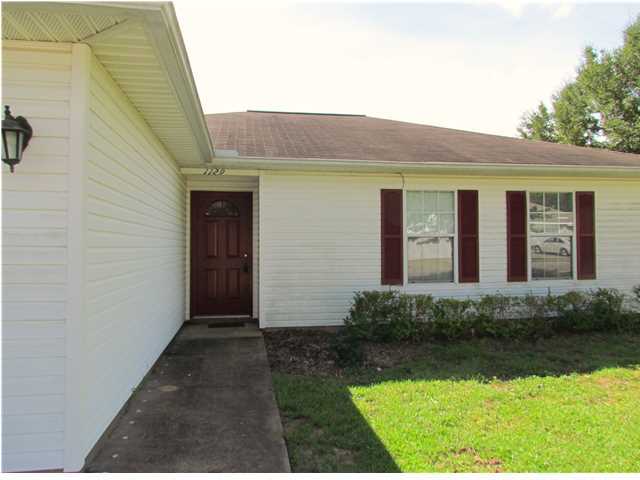 Well cared for 3 bedroom, 2 bath home in the heart of Niceville. Close to Eglin Air Force base and Northwest Florida State College. Yard in good condition and fully fenced. Park in the one car garage and beat the Florida heat. Available April 1st. for $1225/month. Active Duty Military discount $1125/month. Well maintained by owner. Sorry,no pets allowed. Any person 18 years old or older must complete separate applications
