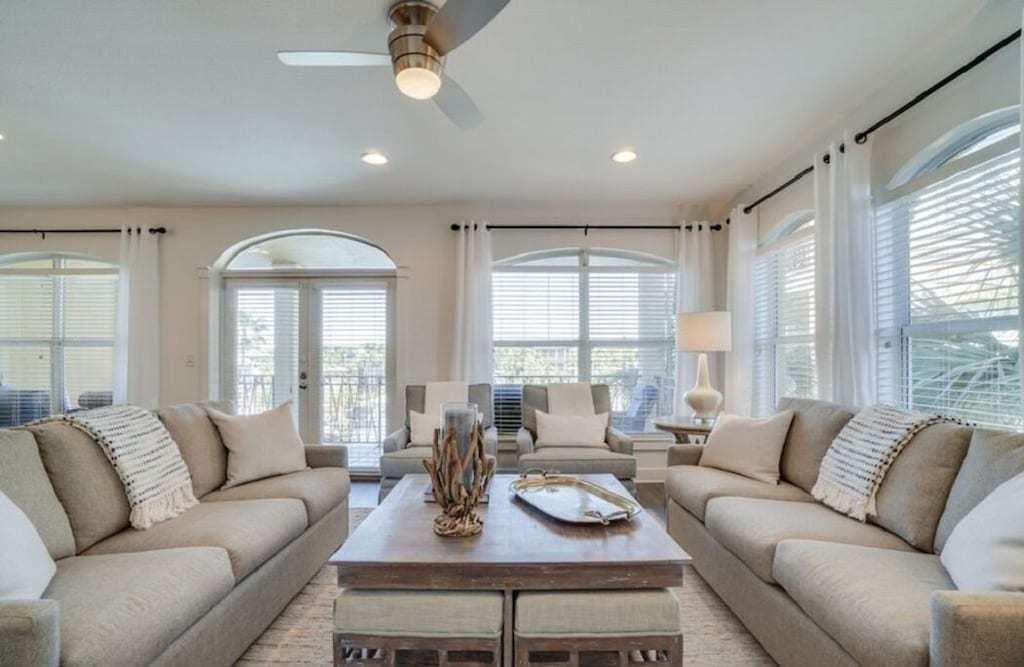 VILLAS AT SEACREST BEACH - Residential