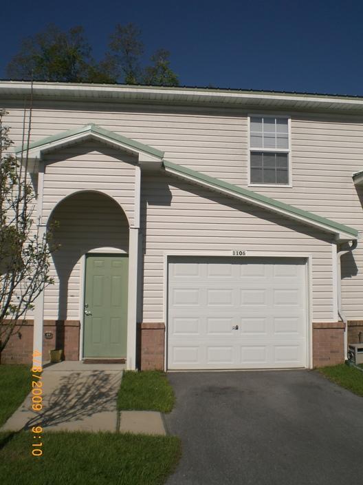 SHADY OAKS - Residential Lease