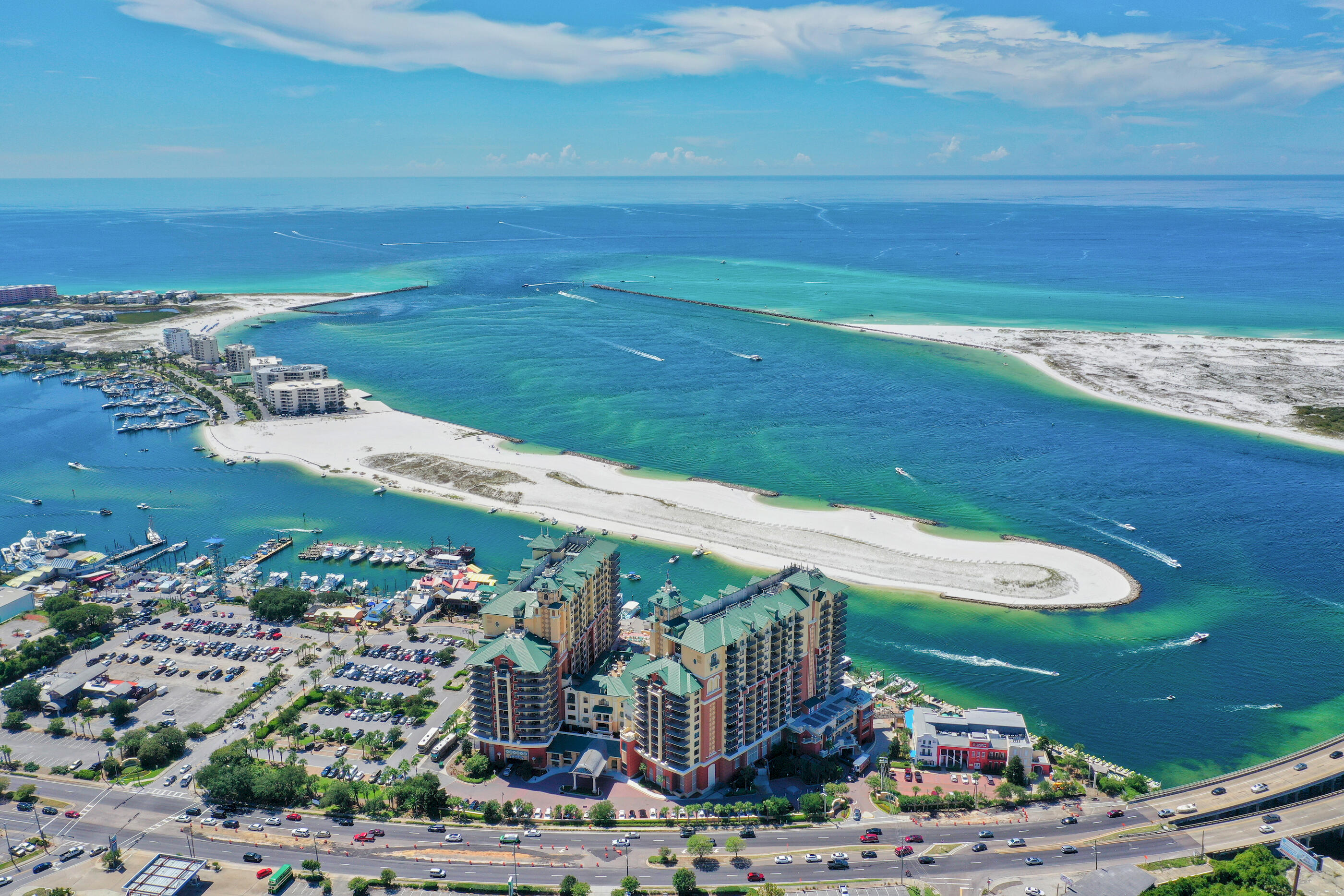 EMERALD GRANDE - Residential