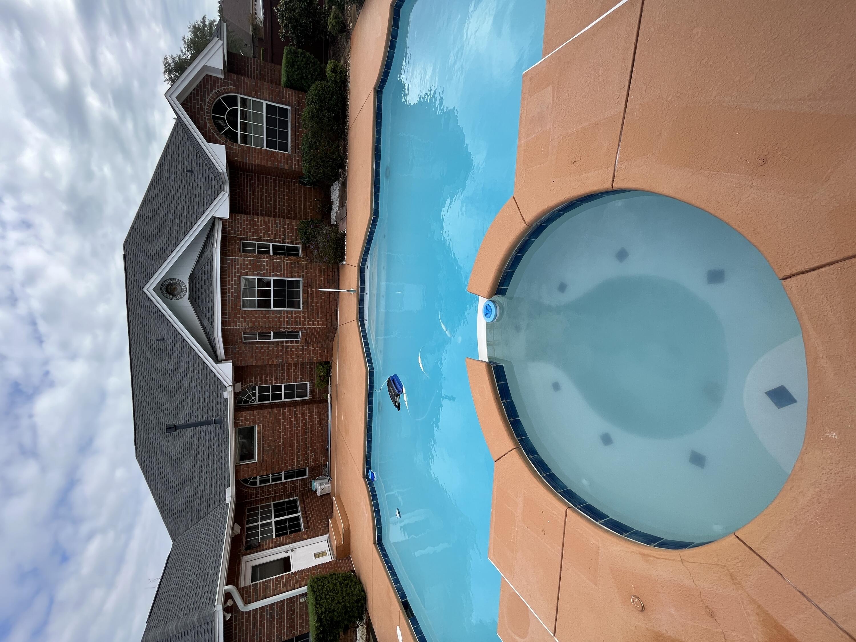 PRITCHARD POINT - Residential Lease