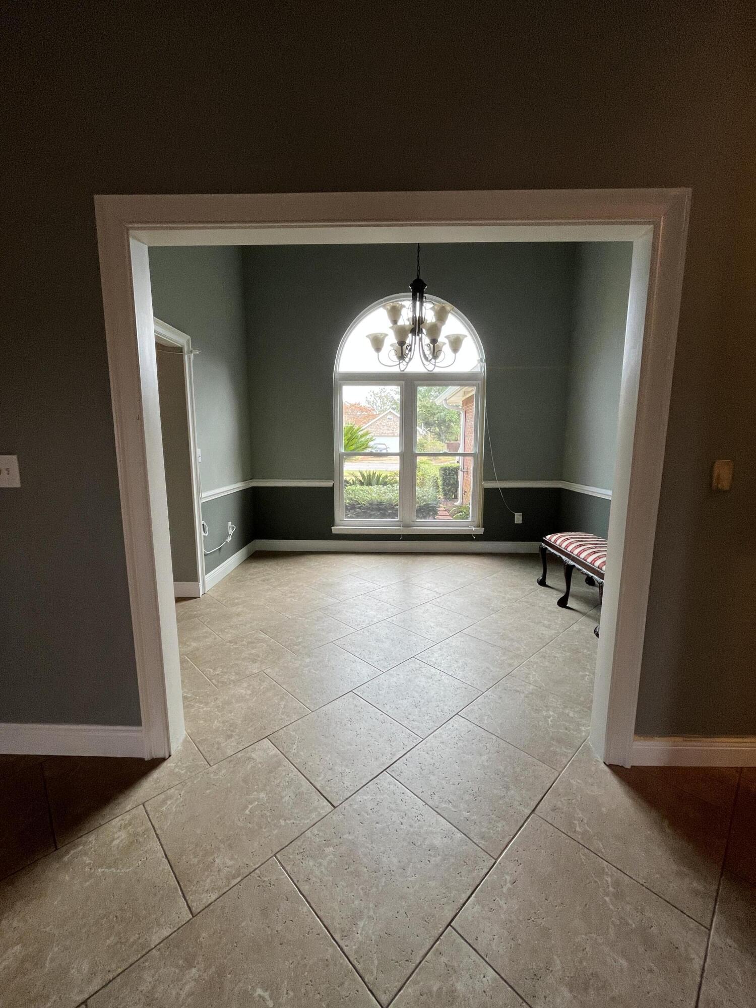 PRITCHARD POINT - Residential Lease