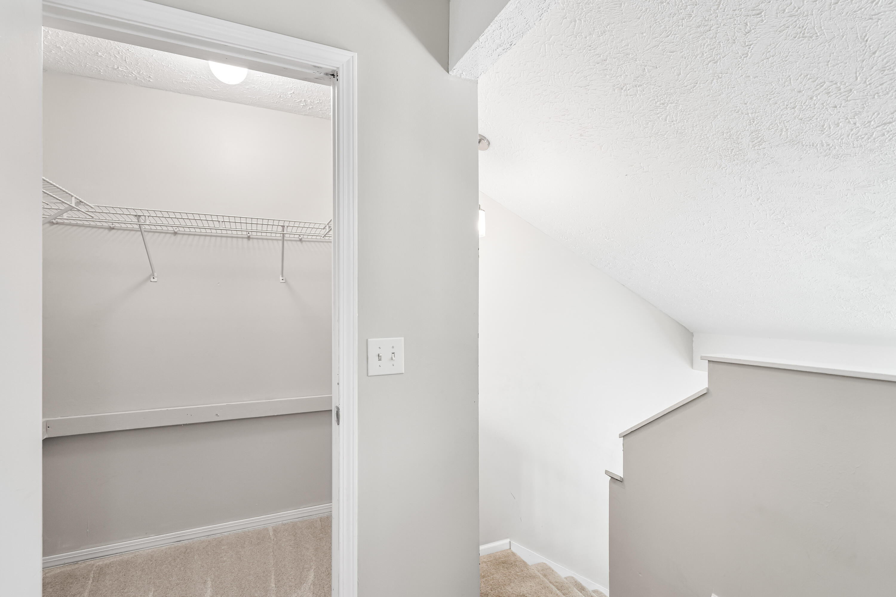WOODRIDGE - Residential