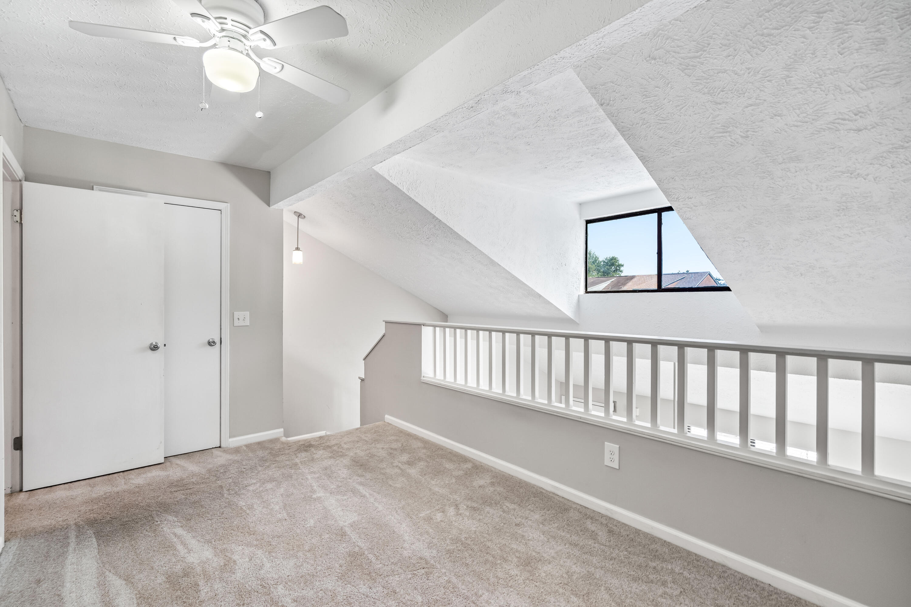 WOODRIDGE - Residential