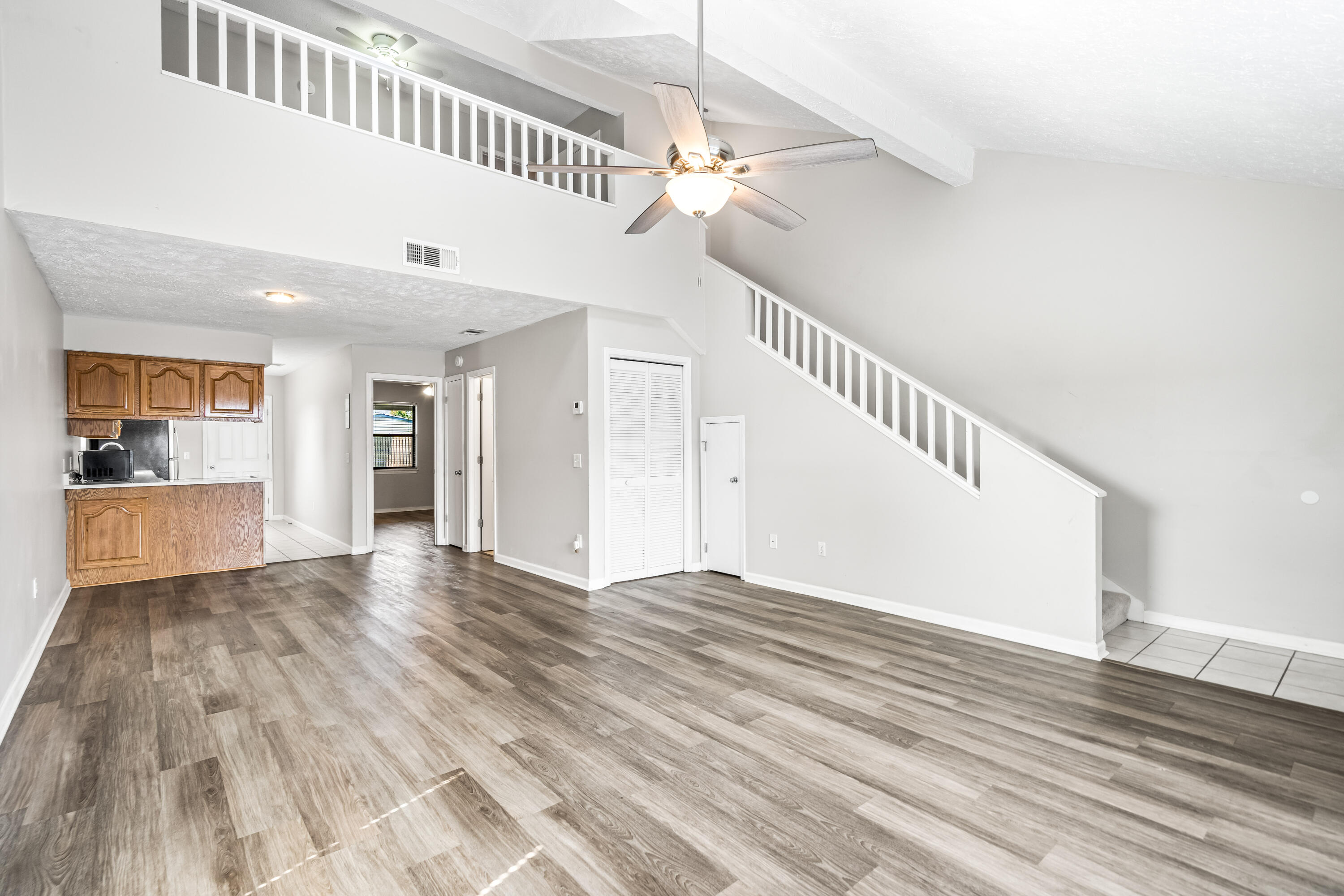 WOODRIDGE - Residential