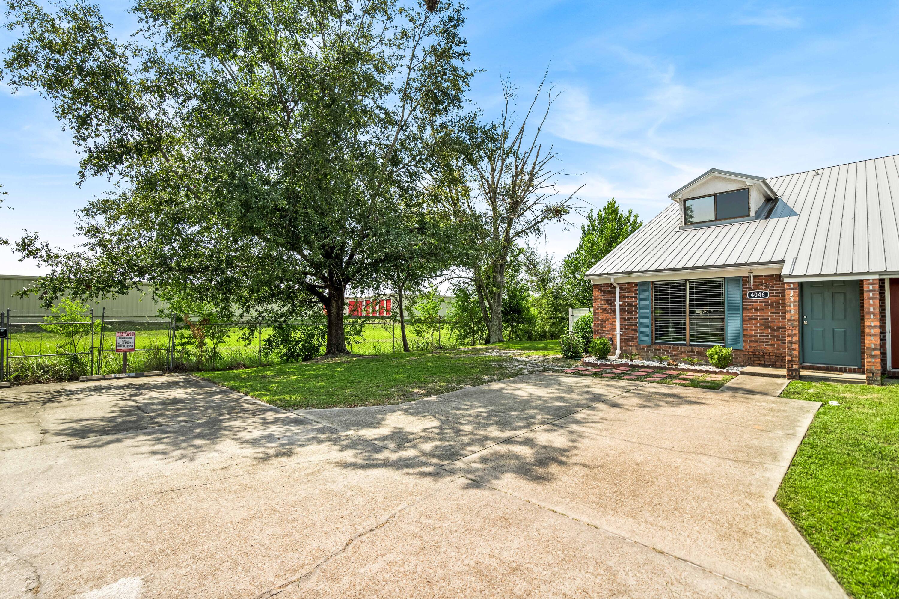 WOODRIDGE - Residential