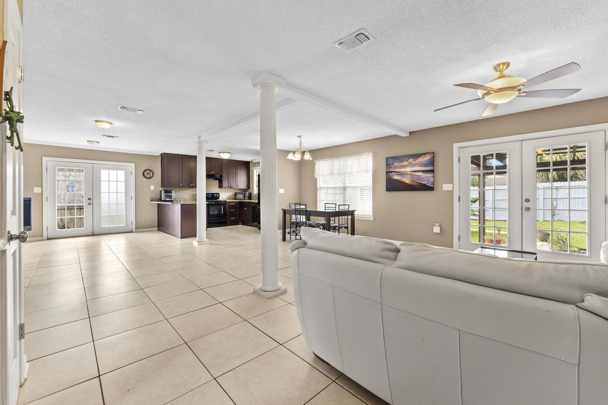 CASA LOMA S/D LOT - Residential