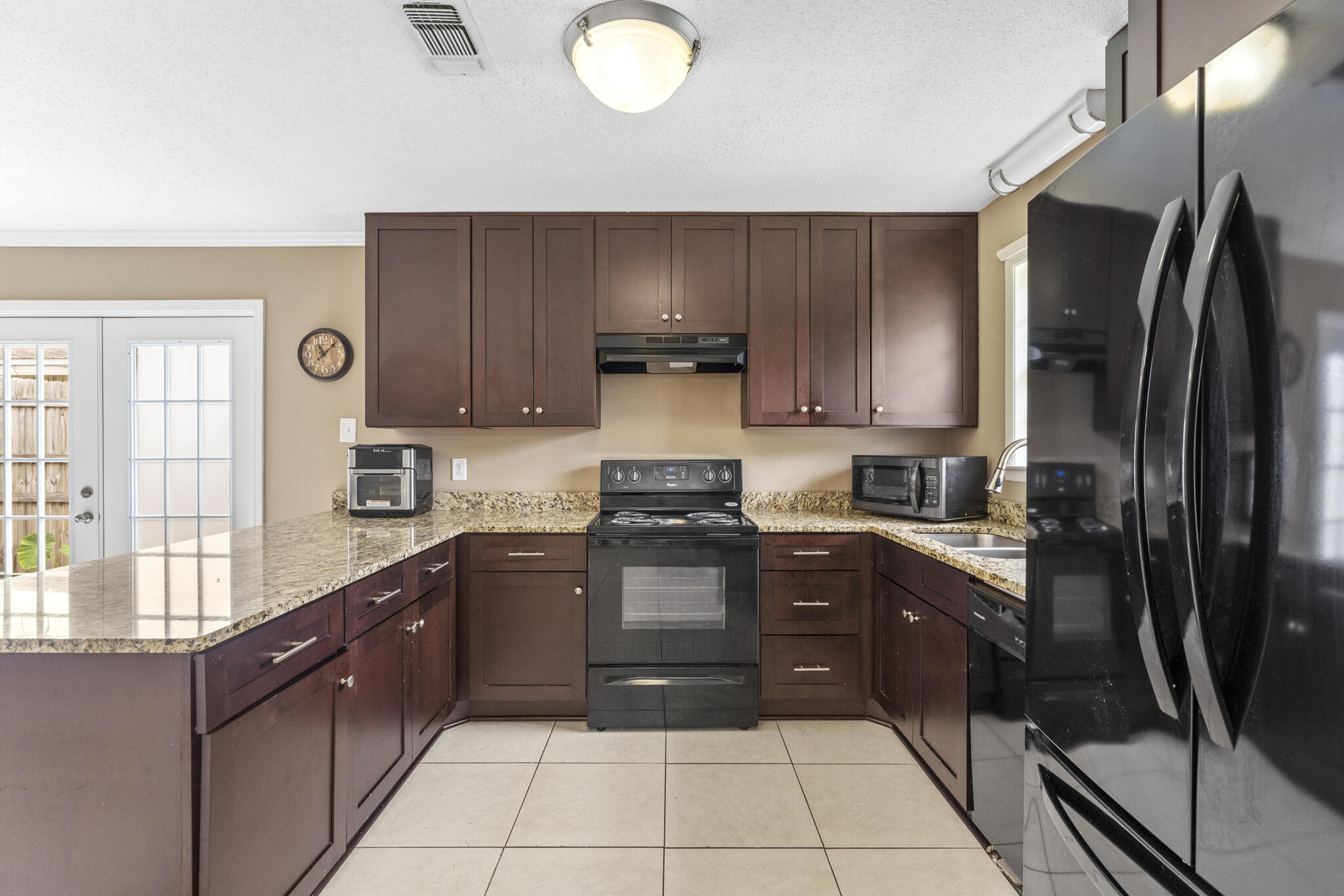 CASA LOMA S/D LOT - Residential
