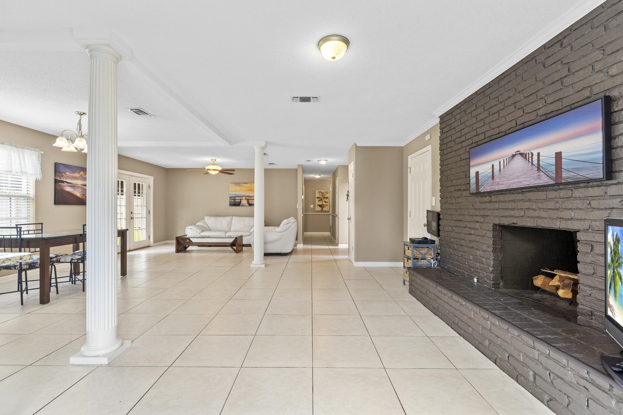 CASA LOMA S/D LOT - Residential