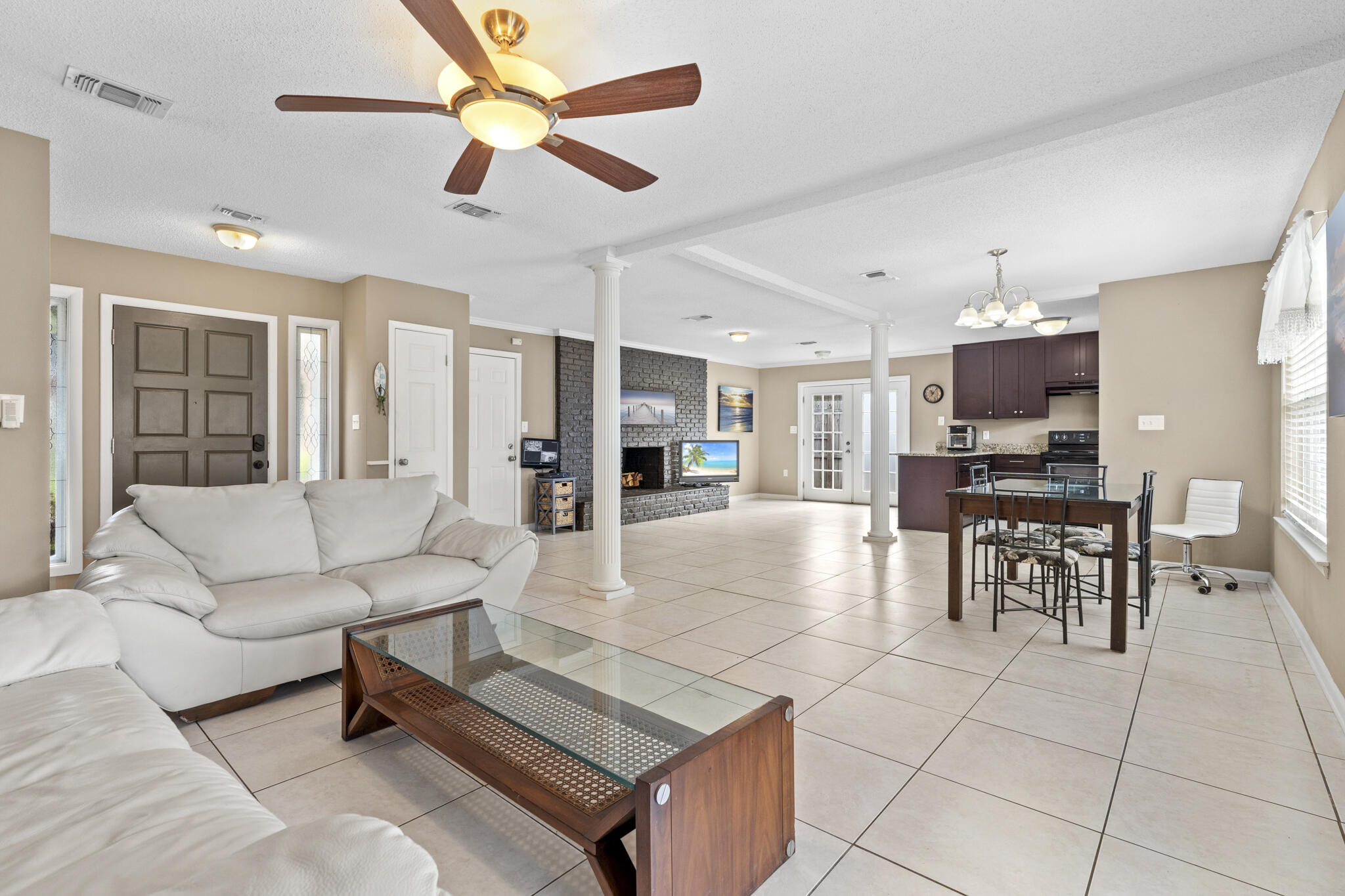 CASA LOMA S/D LOT - Residential