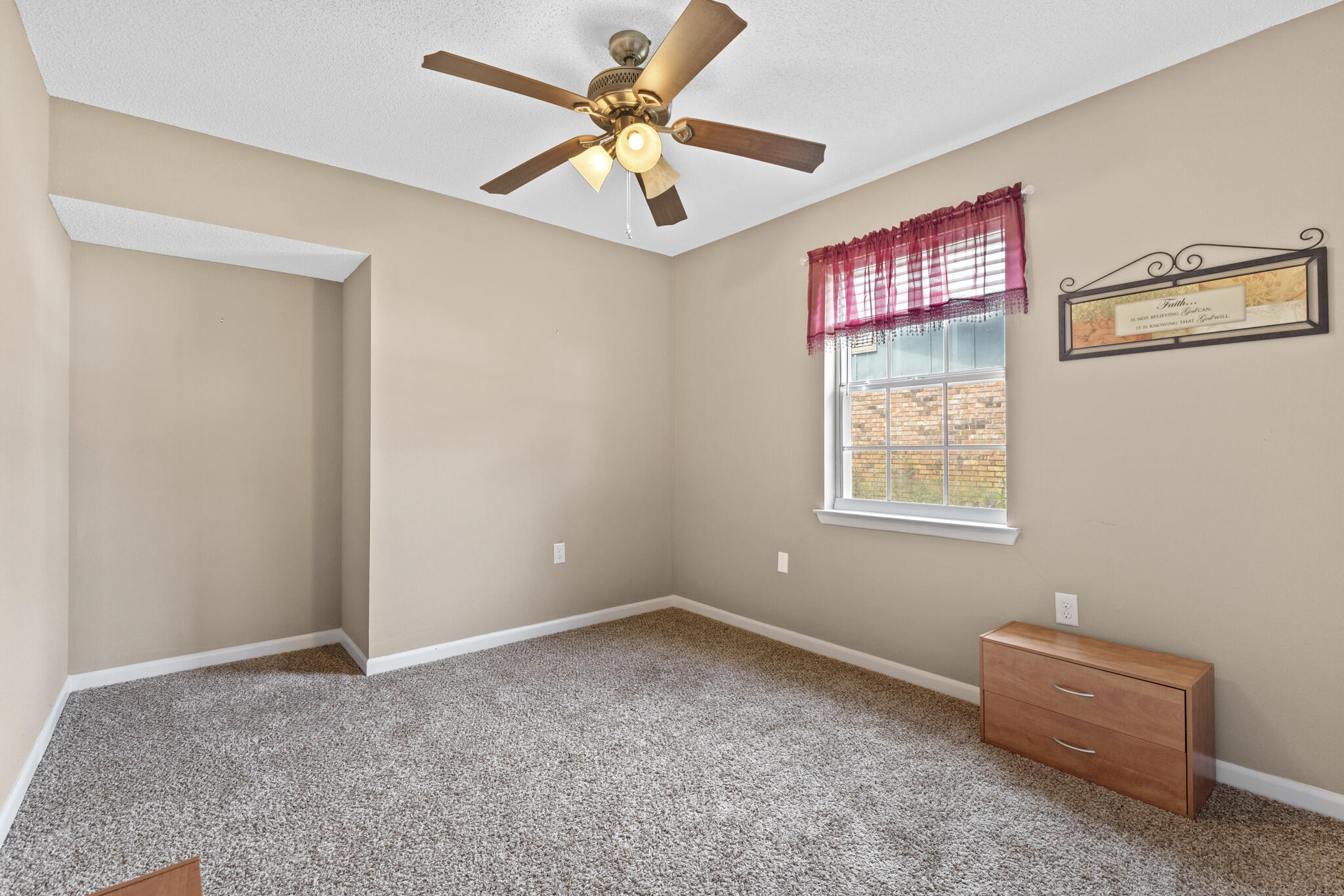 CASA LOMA S/D LOT - Residential