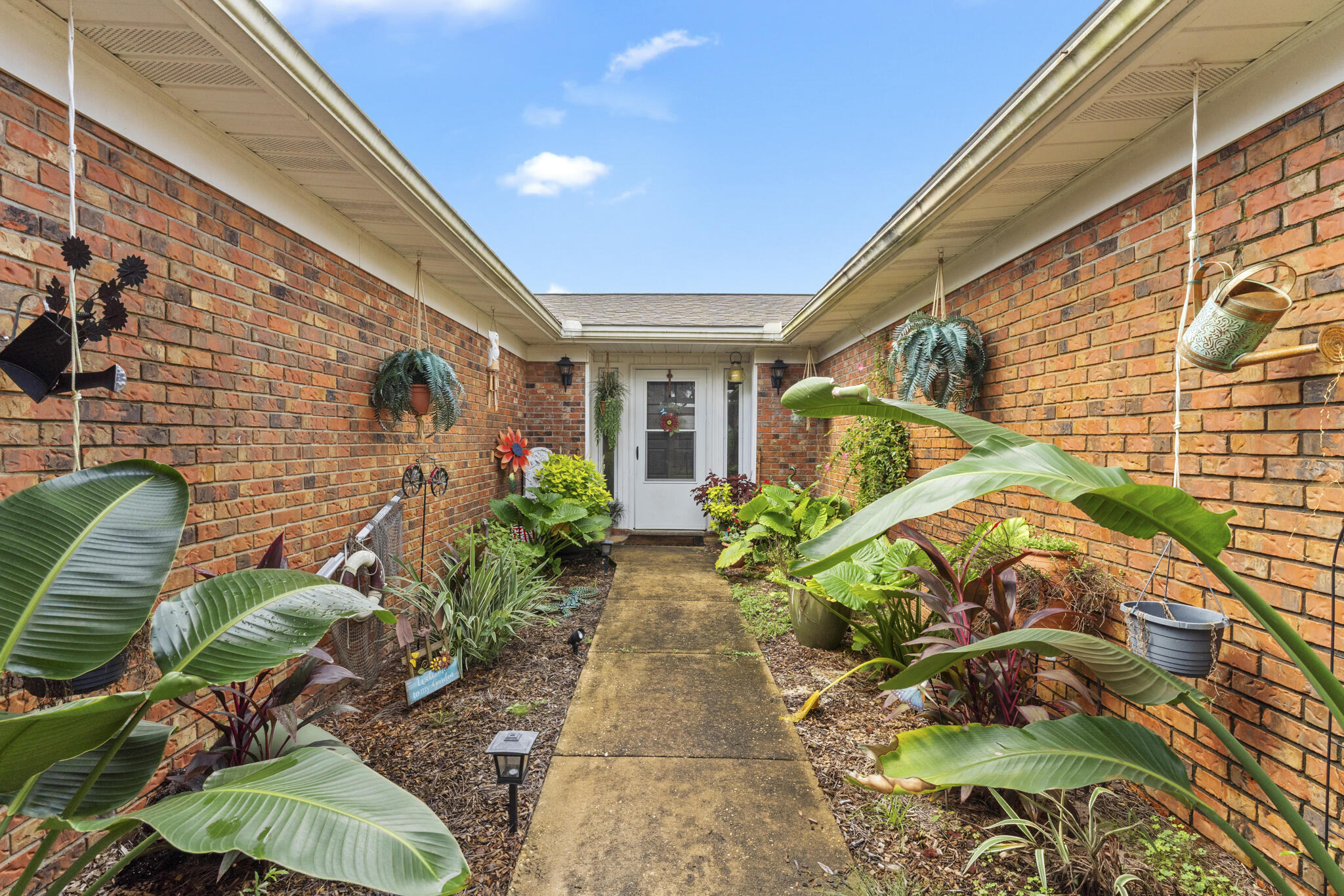 CASA LOMA S/D LOT - Residential