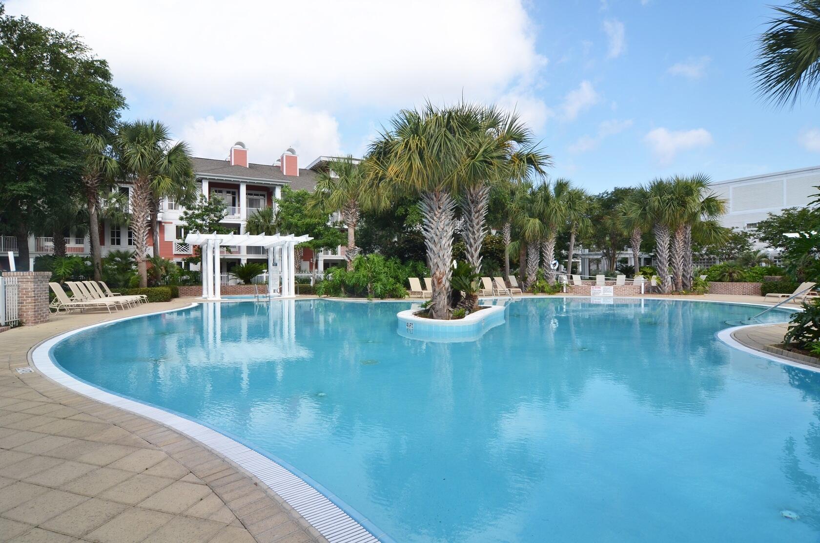 CRYSTAL LAKE AT SANDESTIN - Land
