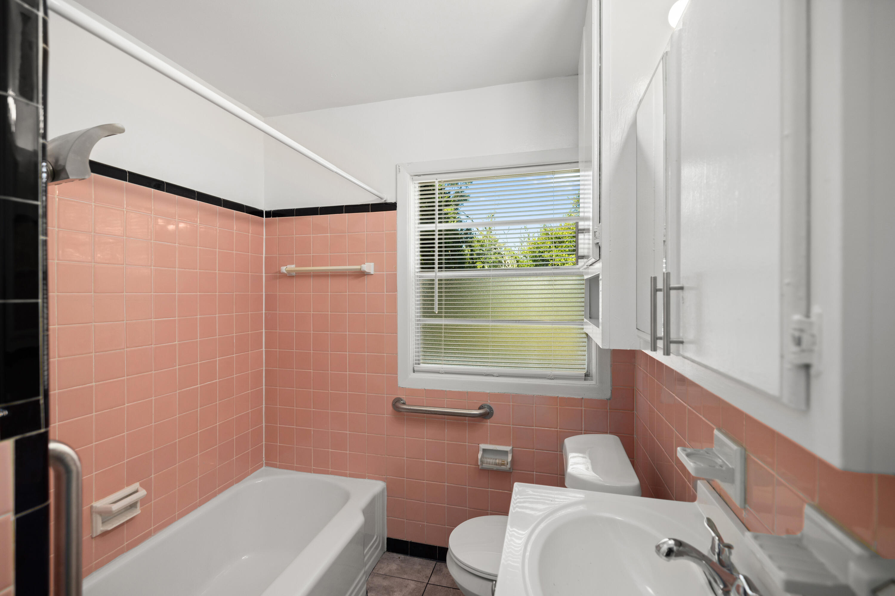 VALPARAISO PLAT 01 - Residential Lease