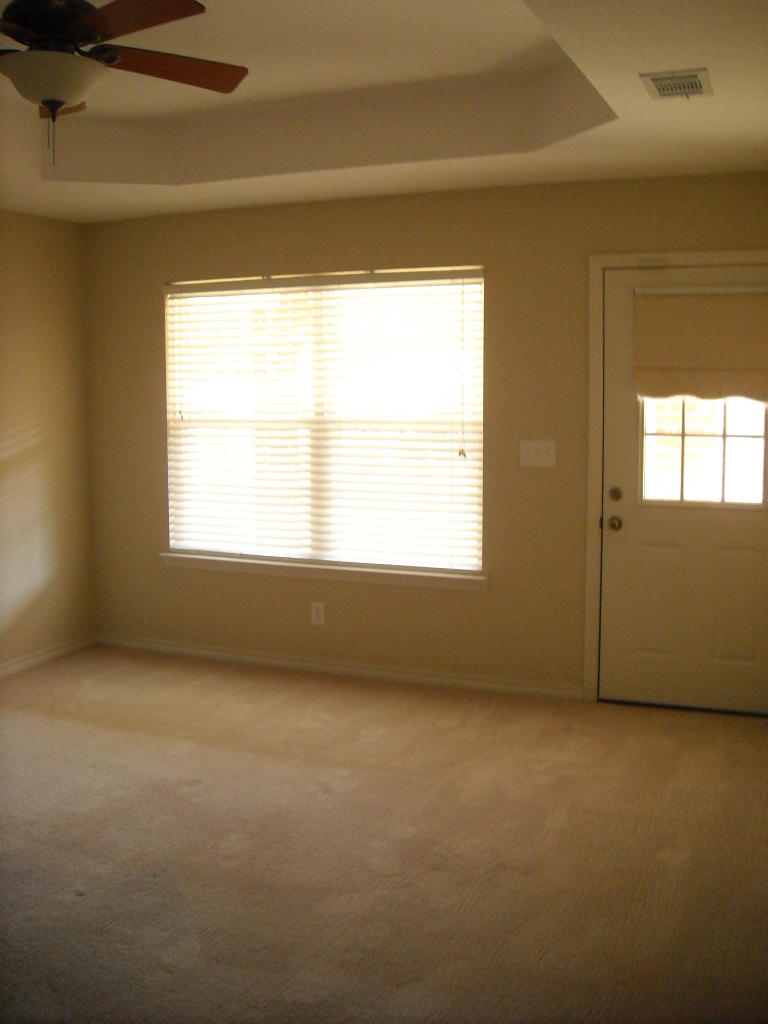 GARDEN CITY - Residential Lease