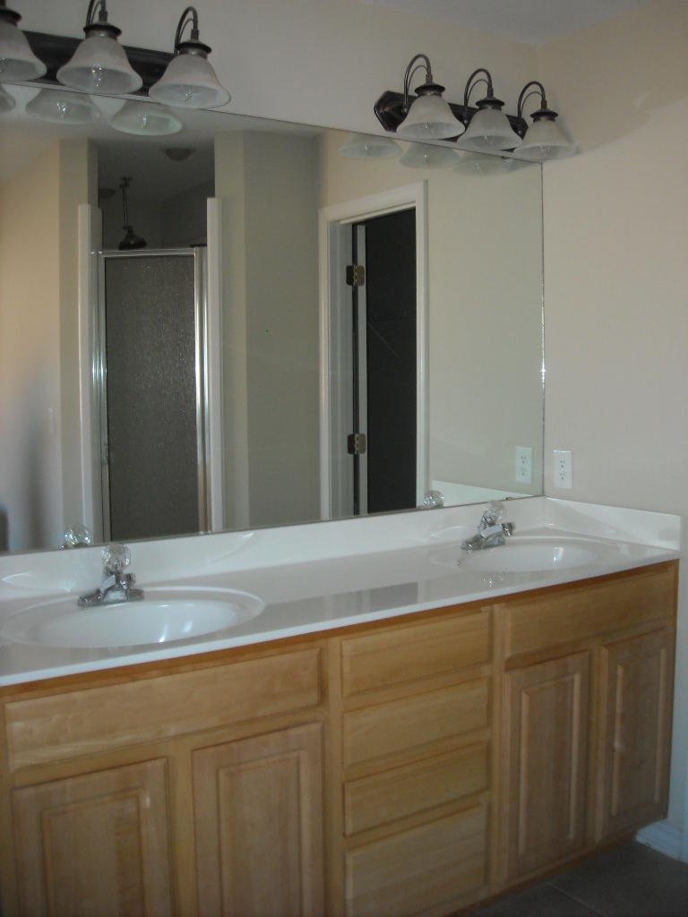 GARDEN CITY - Residential Lease