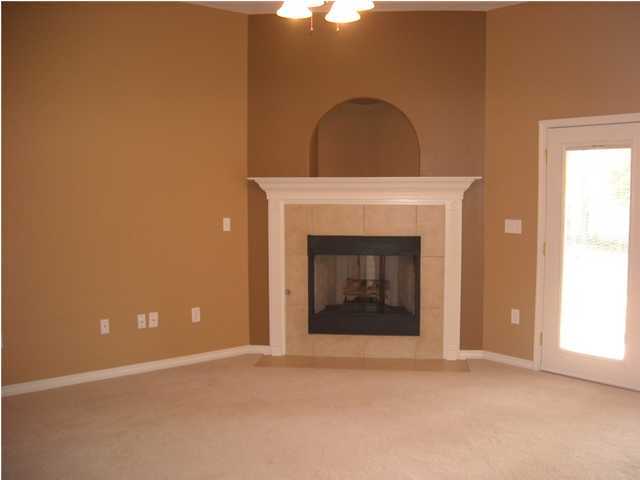 GARDEN CITY - Residential Lease