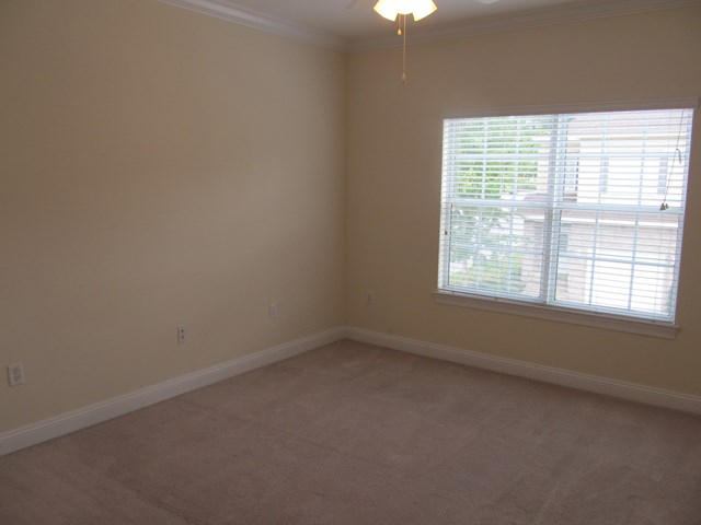 WALTON OAKS - Residential Lease