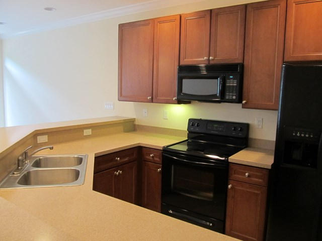 WALTON OAKS - Residential Lease