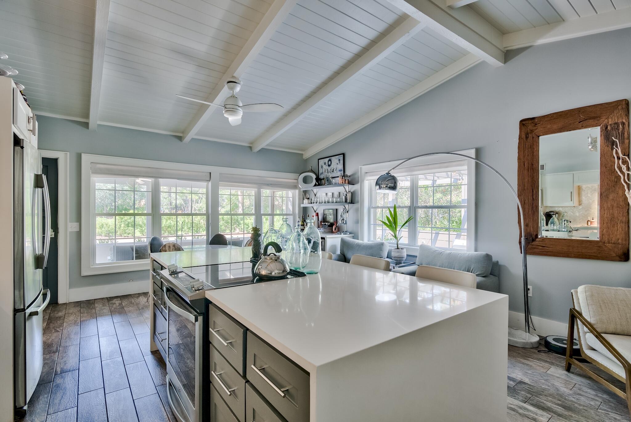 EASTERN LAKE S/D - Residential