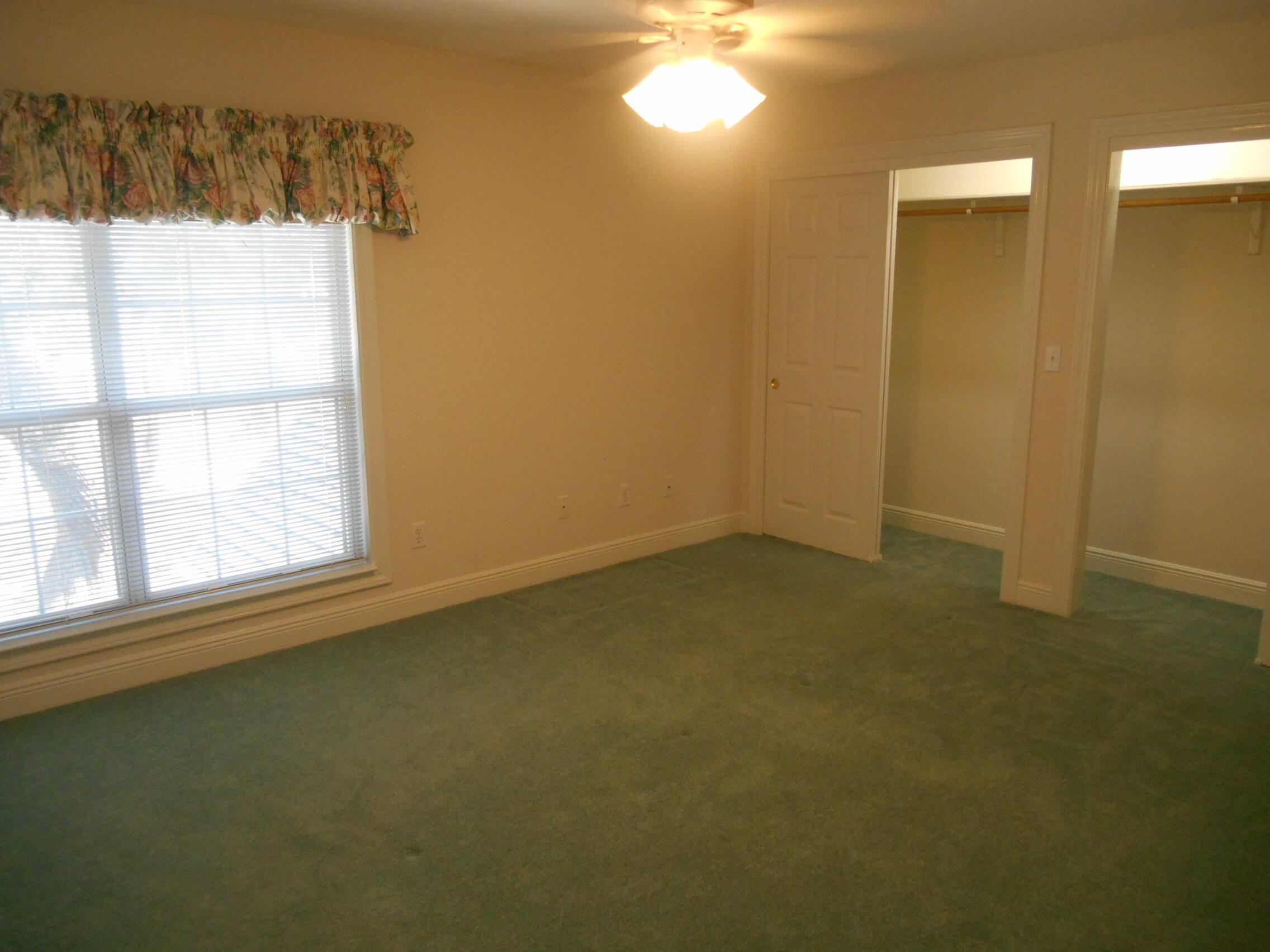 Twin Bay Estates - Residential