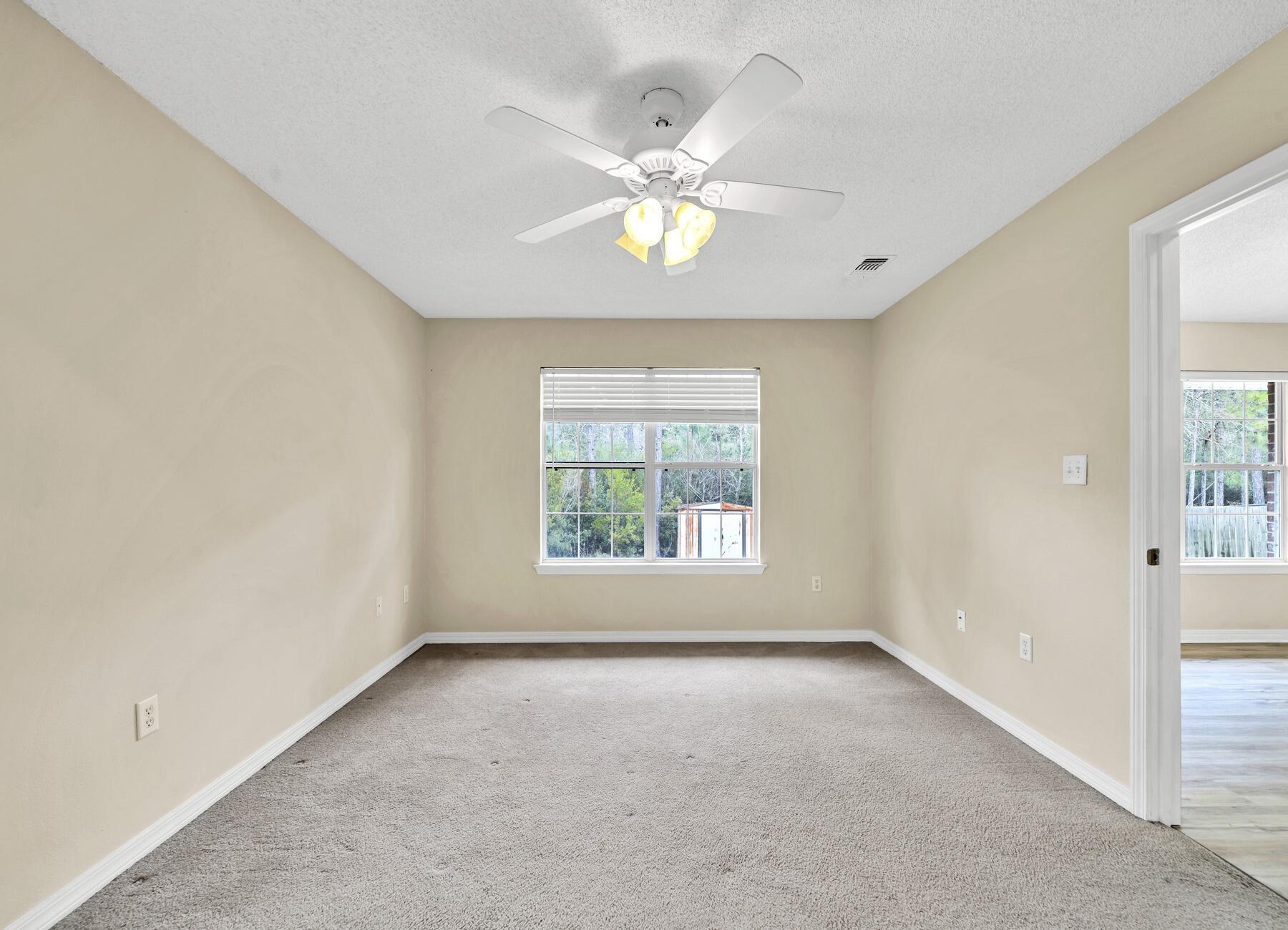 CREETWOOD PLACE - Residential Lease