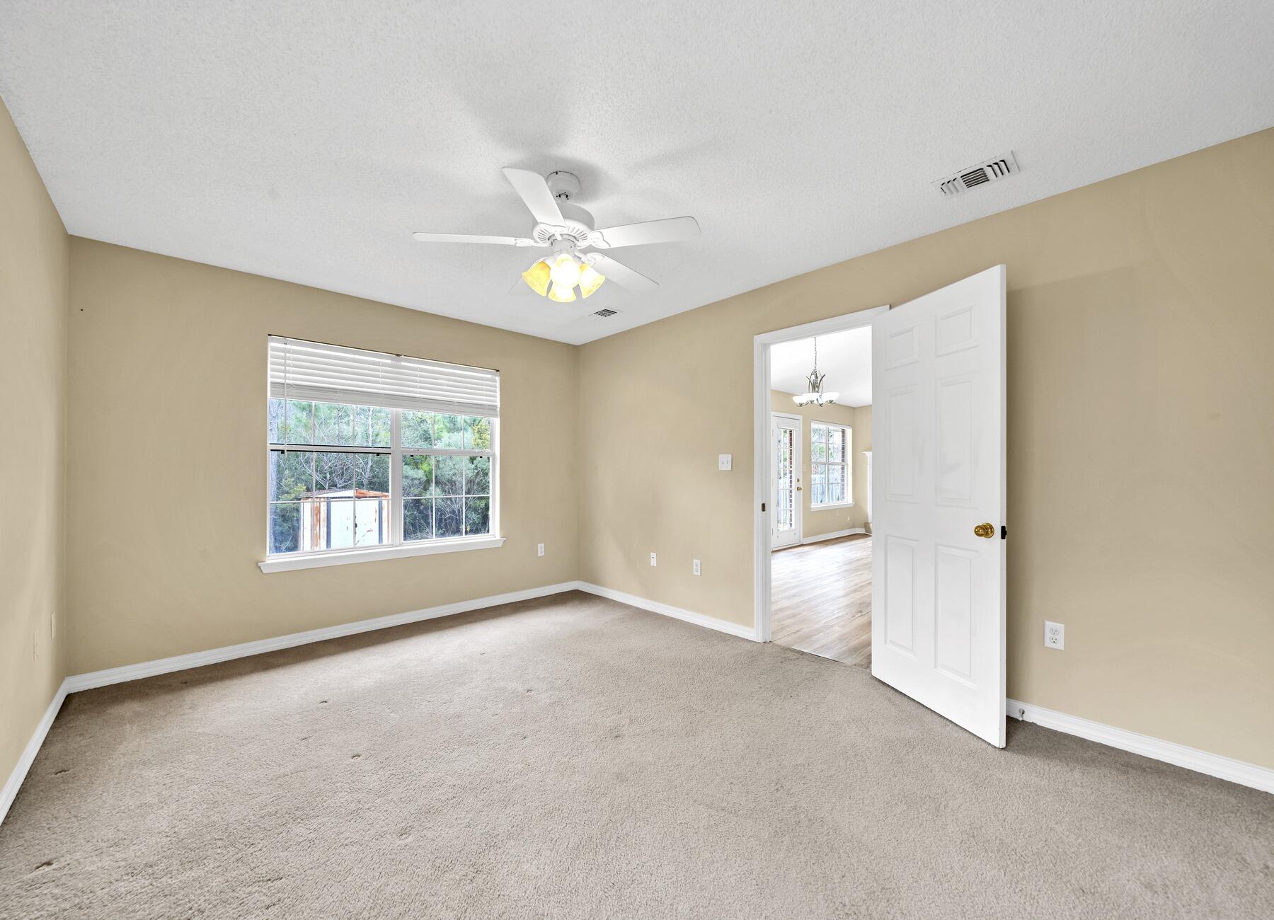 CREETWOOD PLACE - Residential Lease