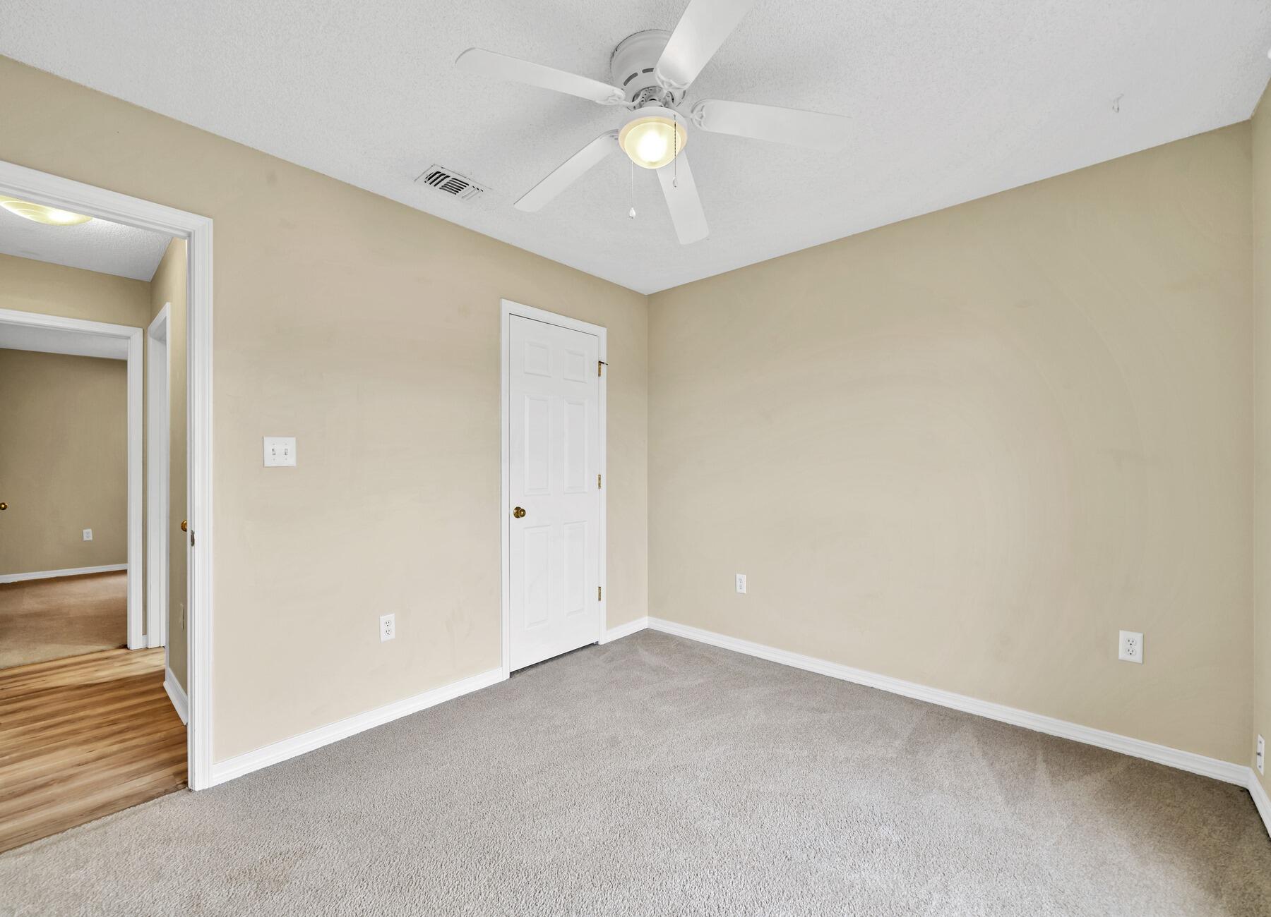 CREETWOOD PLACE - Residential Lease