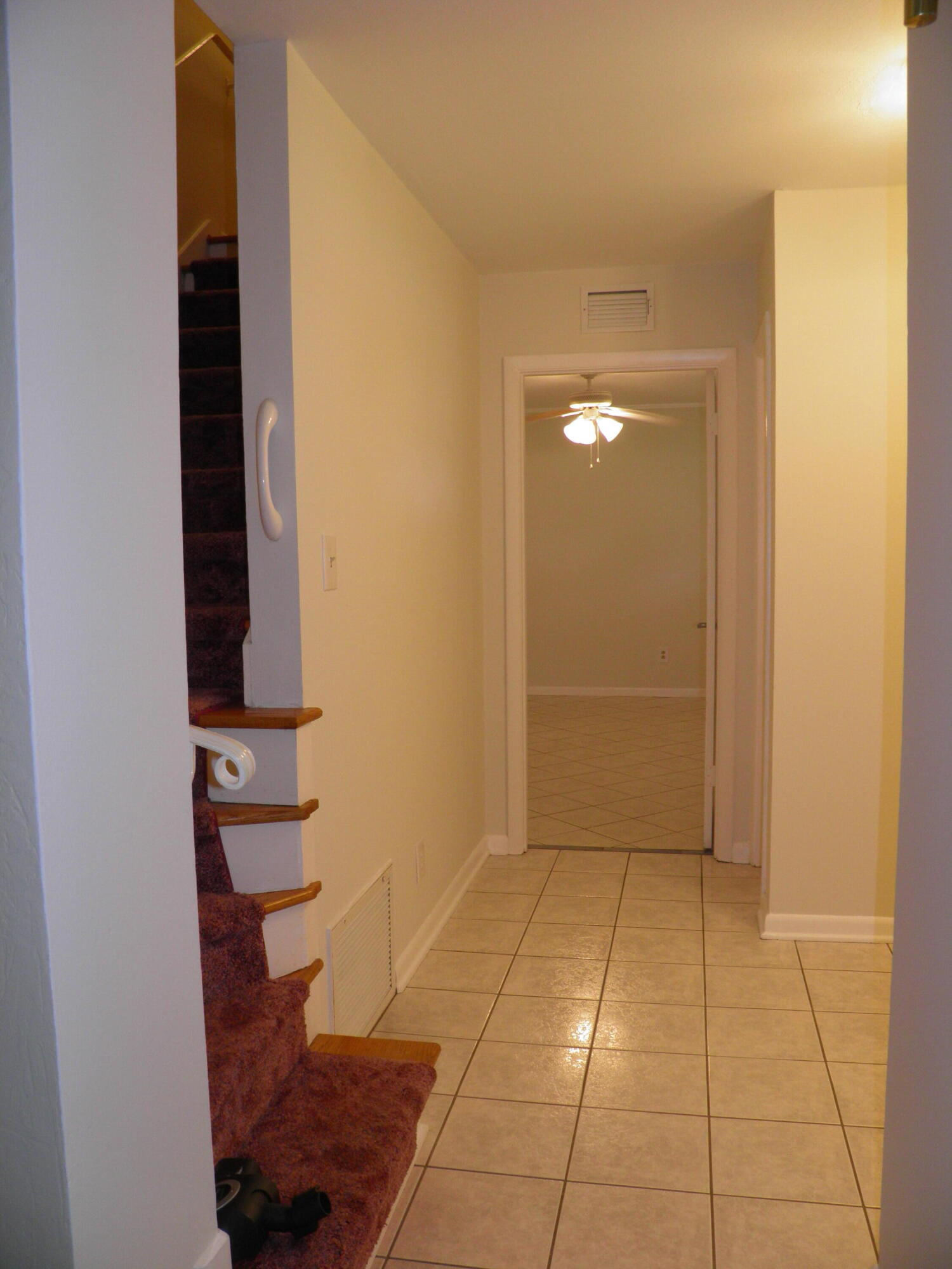 COLONY ESTATES - Residential Lease