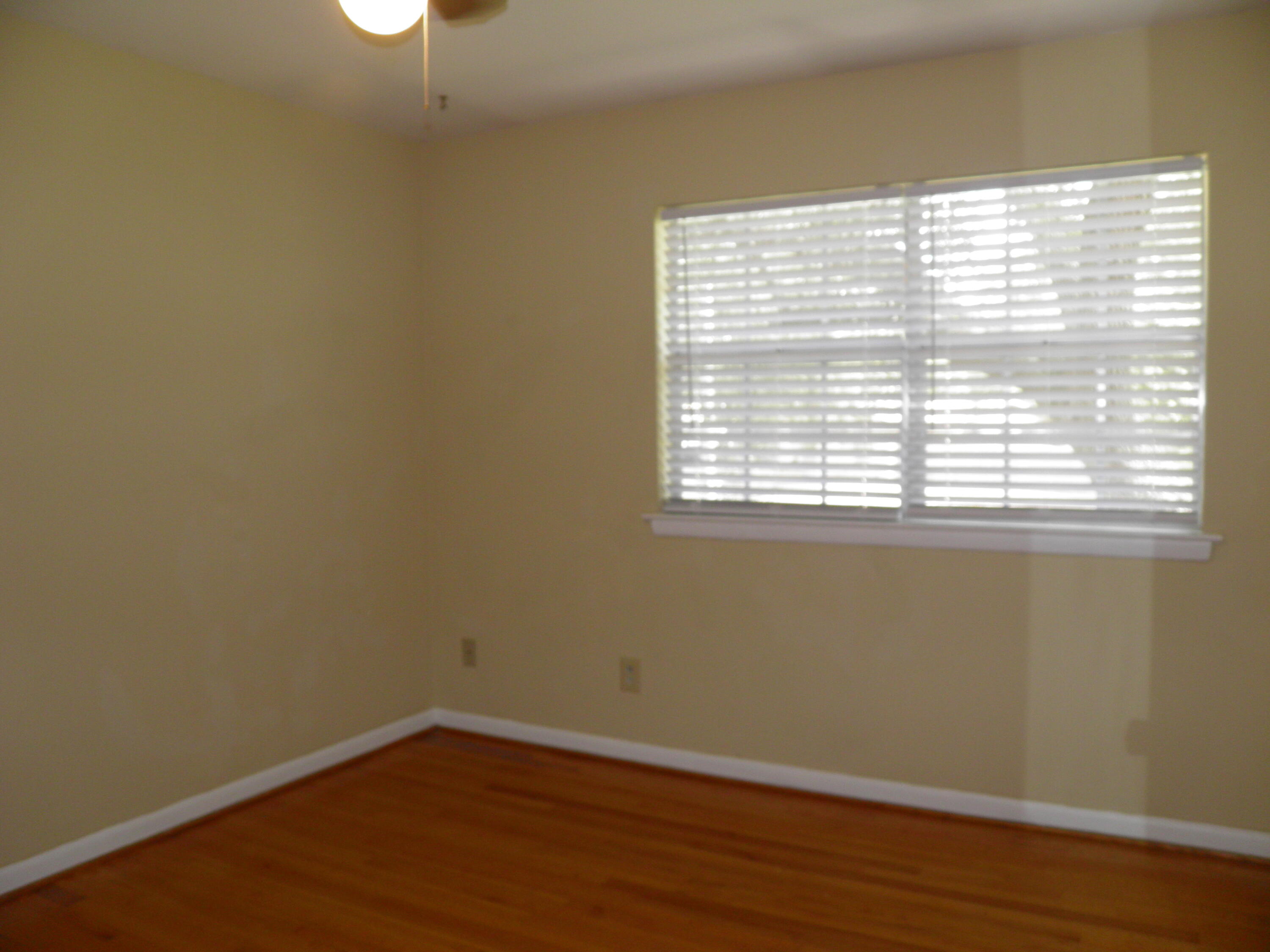 COLONY ESTATES - Residential Lease