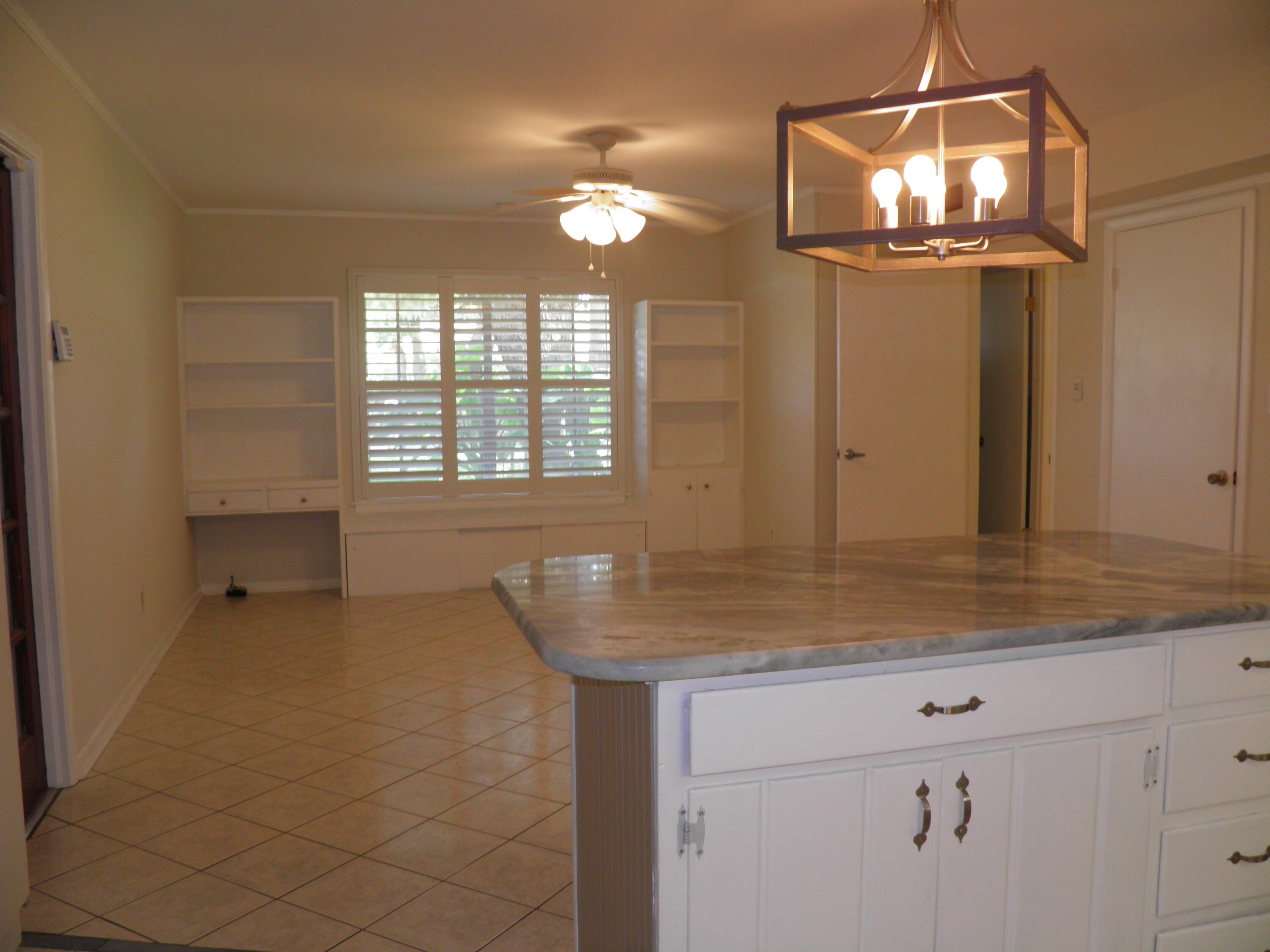 COLONY ESTATES - Residential Lease