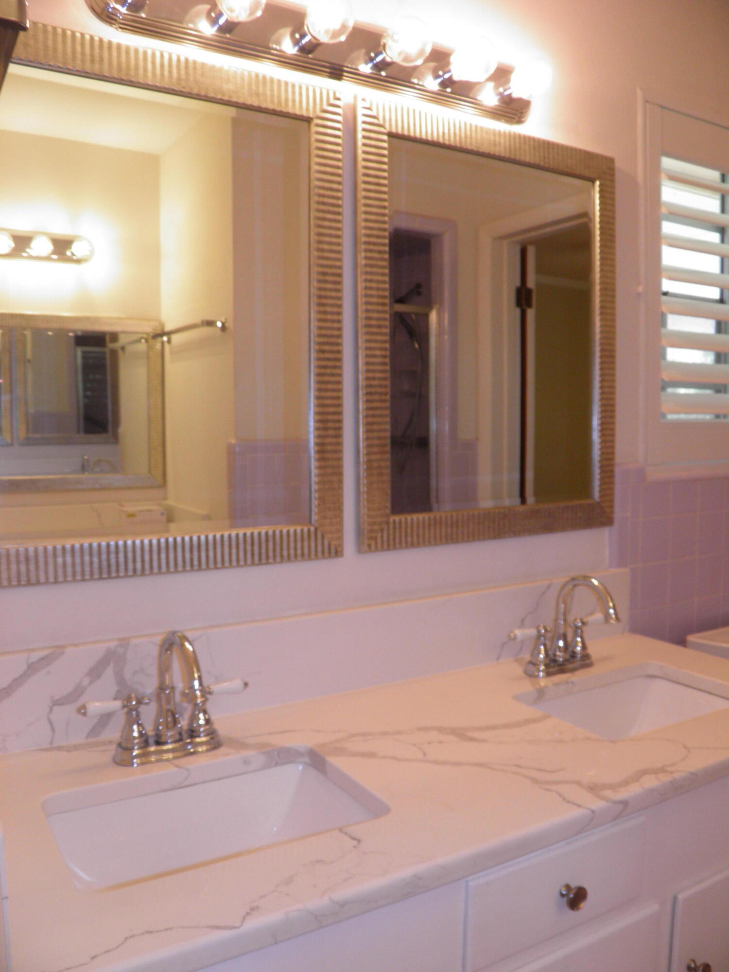 COLONY ESTATES - Residential Lease