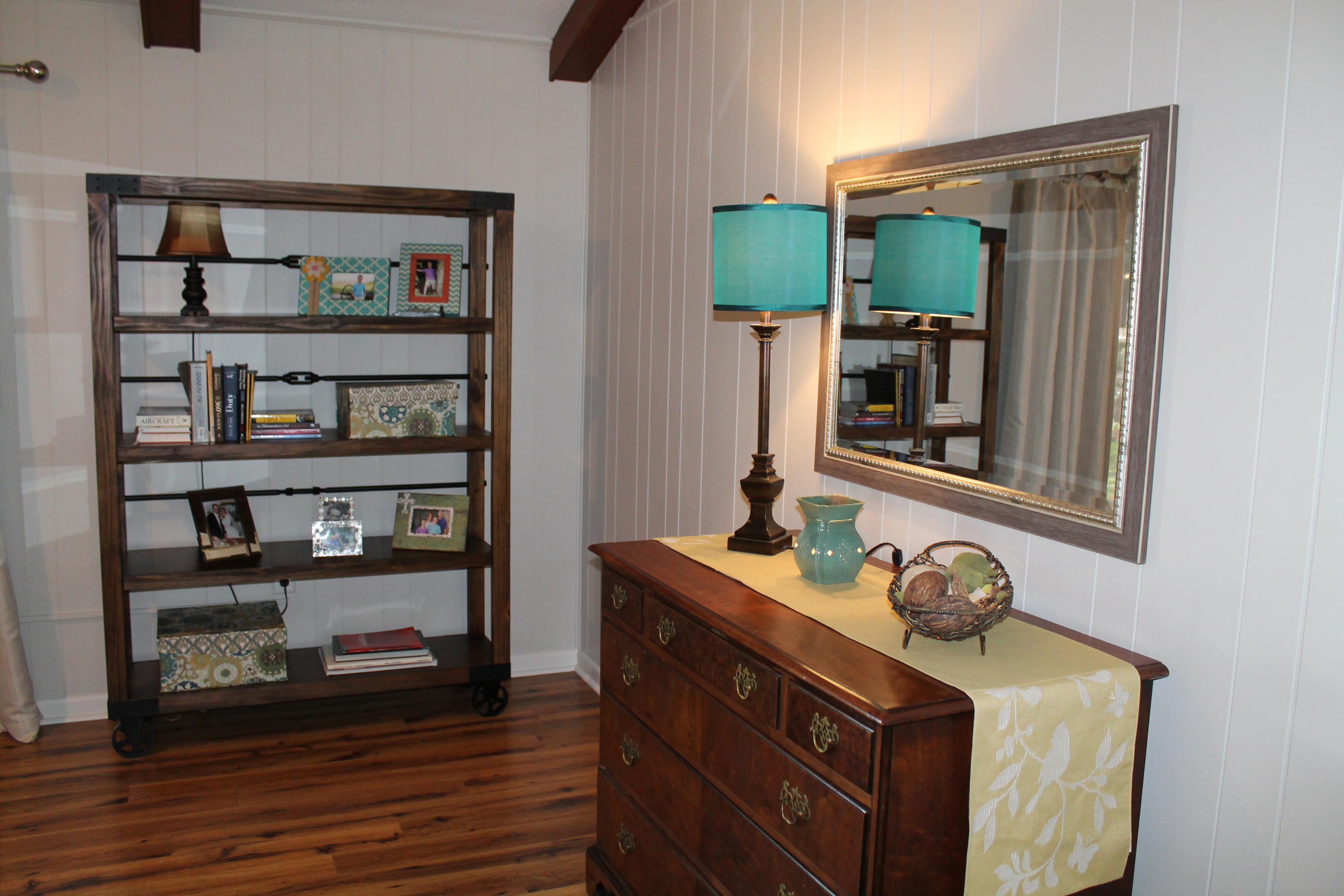 COLLEGE WOOD UNIT 2 - Residential