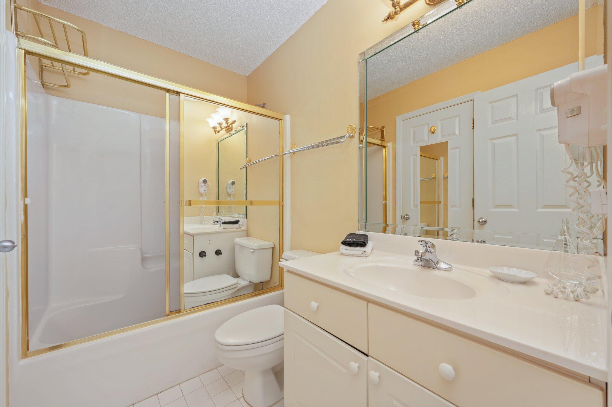 GULF PLACE CARIBBEAN - Residential