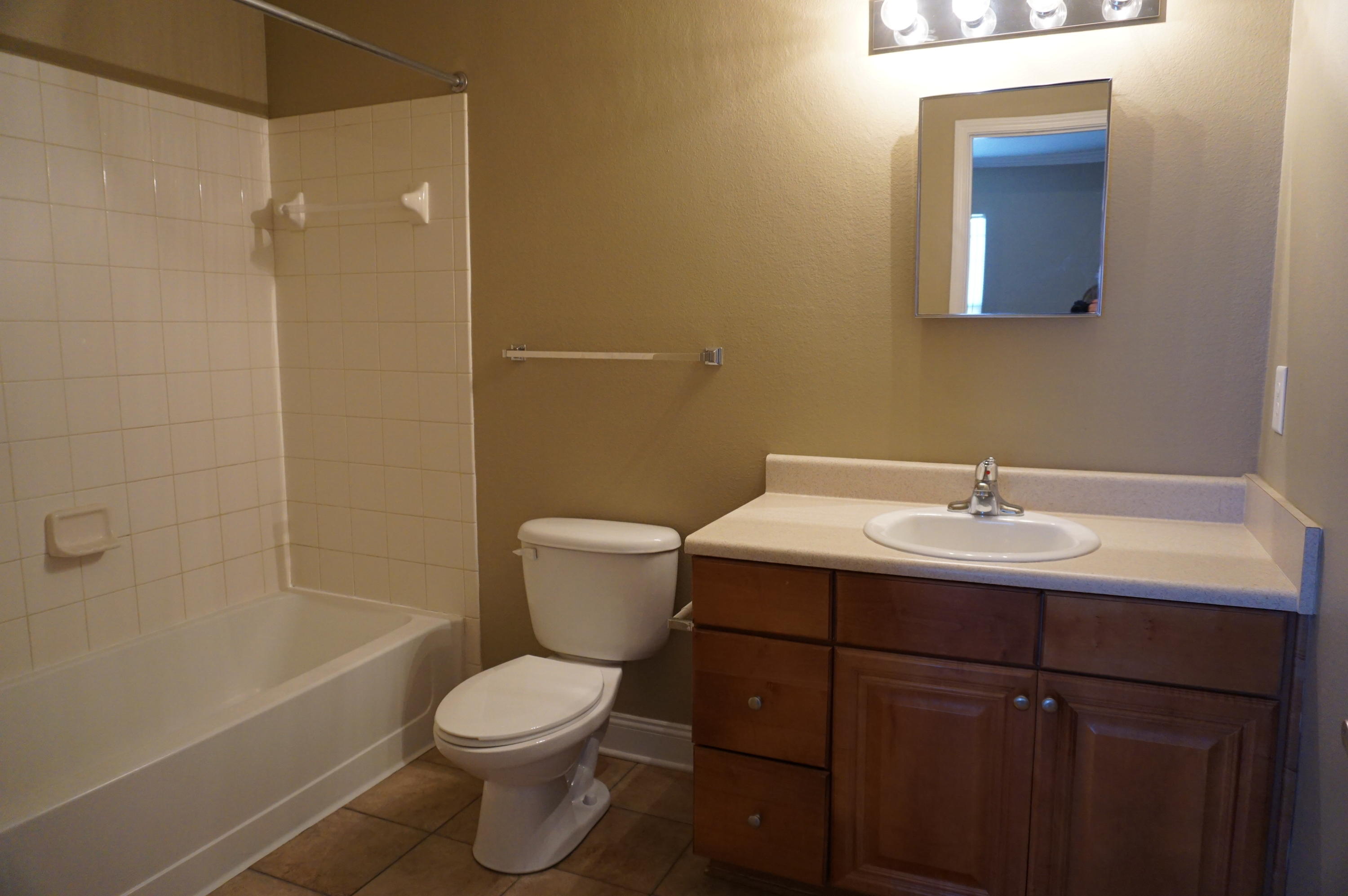 EAGLES LANDING S/D - Residential Lease