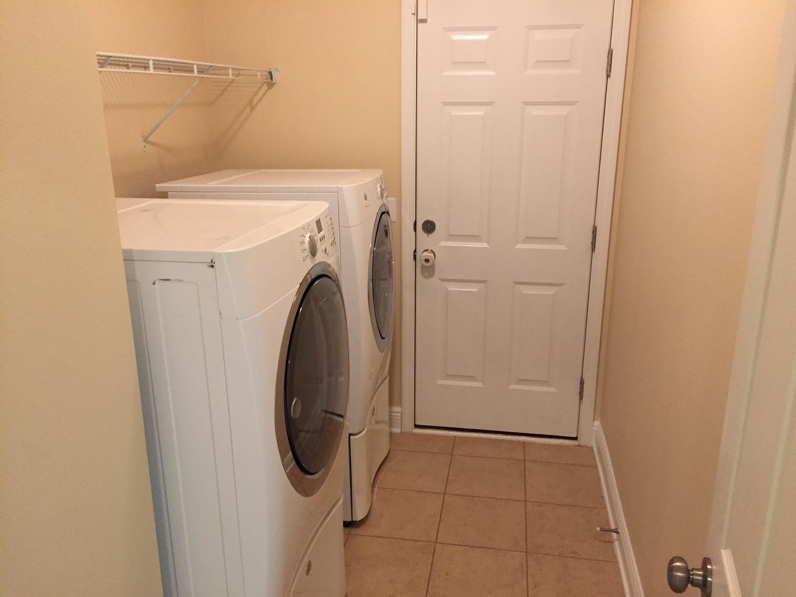 WATERFORD SOUND - Residential Lease