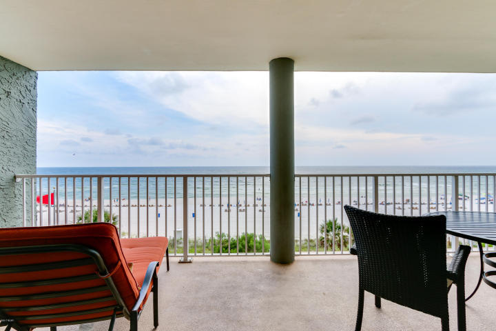 LOng Beach Towers IV - Residential