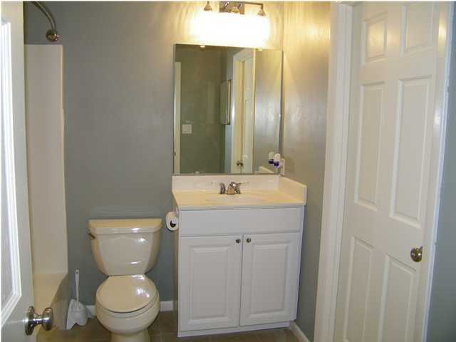 WOODHAM MANOR 4TH ADDN - Residential Lease