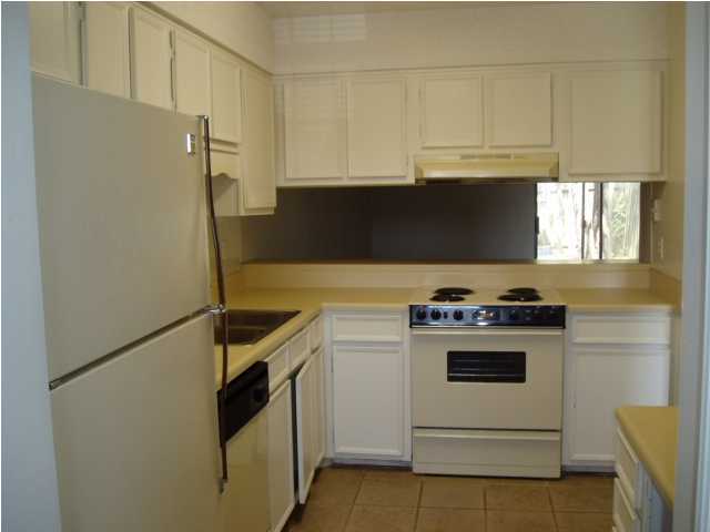 WOODHAM MANOR 4TH ADDN - Residential Lease