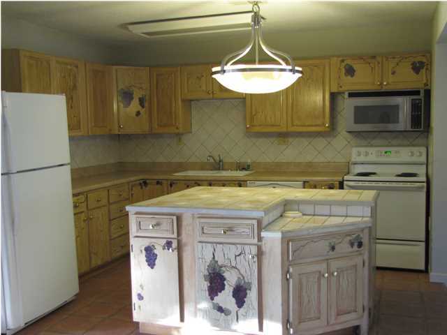 LAKEWOOD - Residential Lease