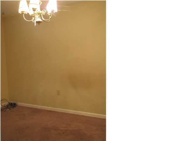 LAKEWOOD - Residential Lease